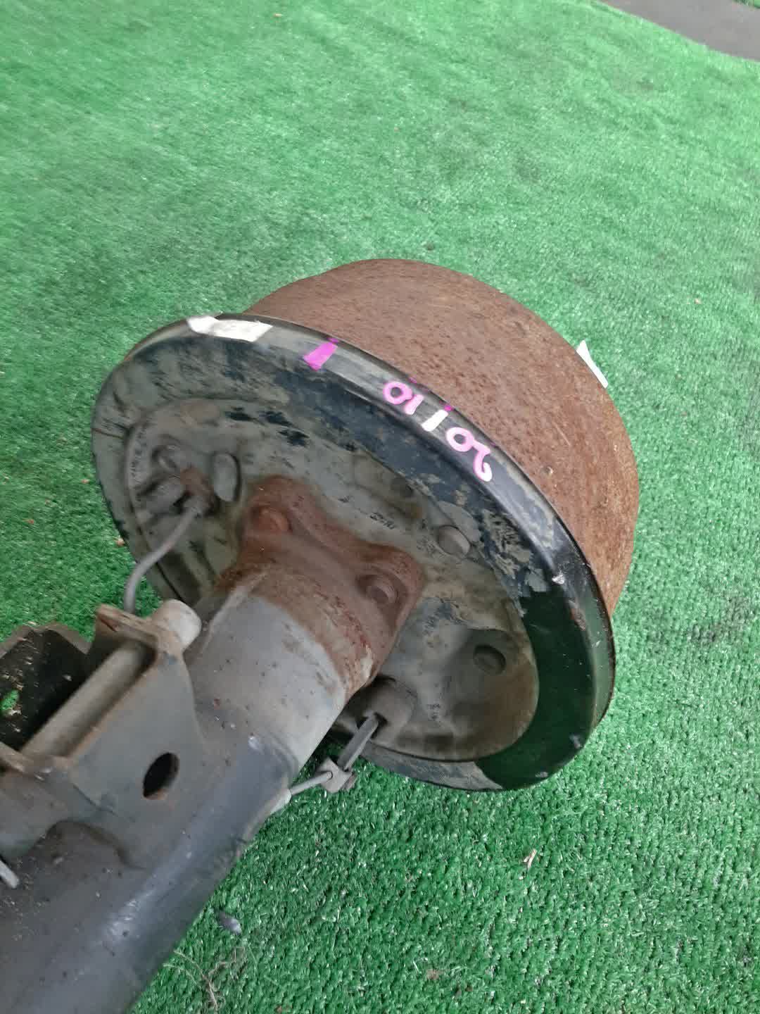 Мост NISSAN VANETTE SK82VN F8 3162 5 ракурс