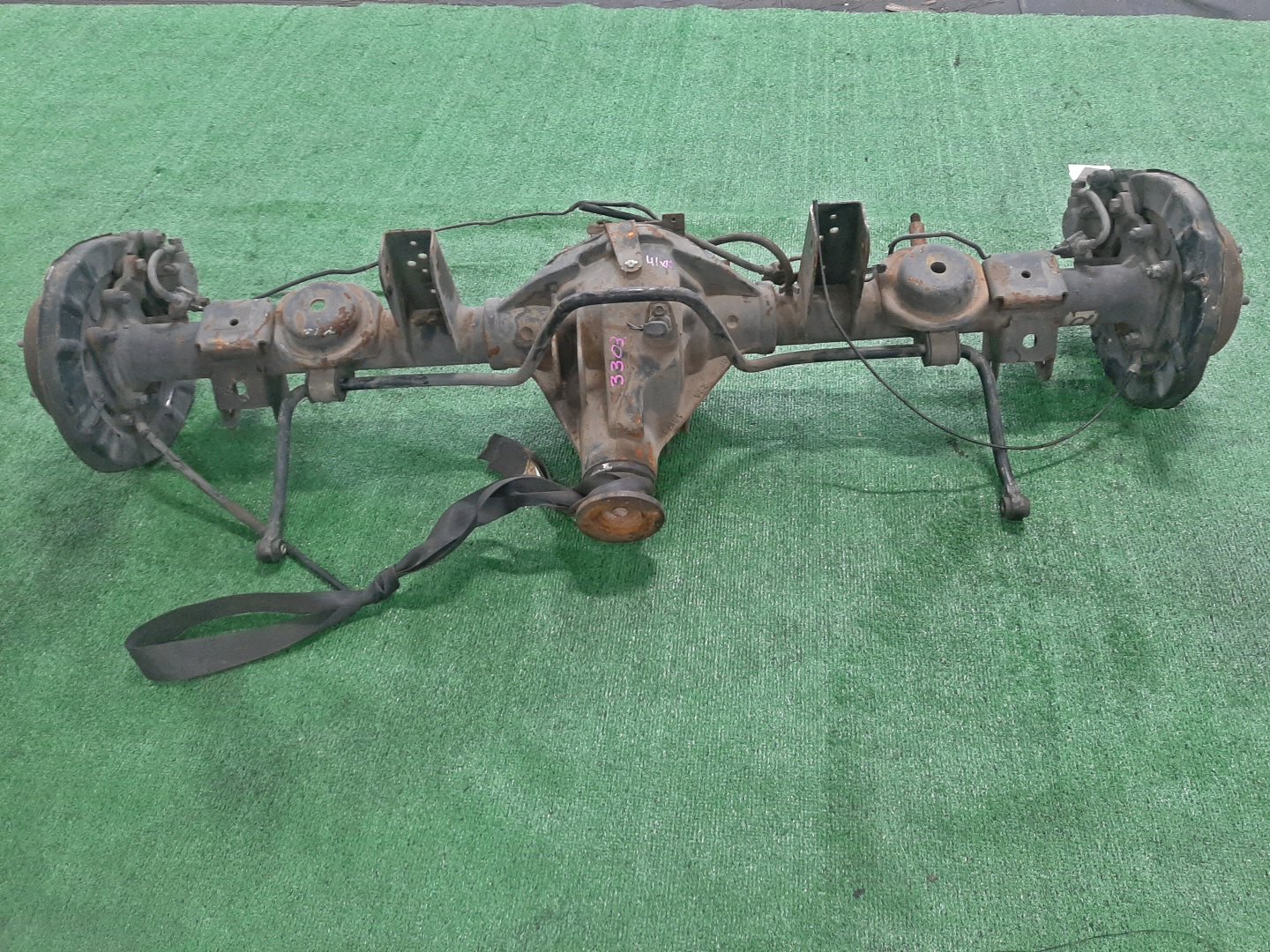 Мост задний ISUZU BIGHORN UBS25GW 6VD1 3303 1 ракурс