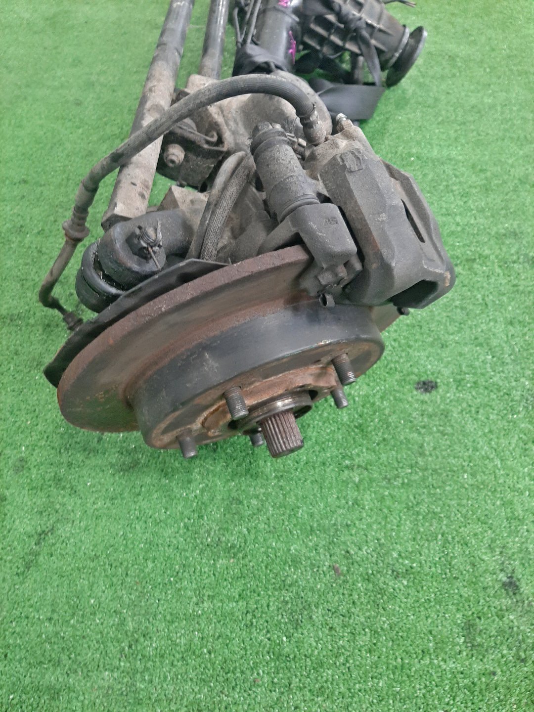Мост передний SUZUKI JIMNY JB23W K6A-T 3412 4 ракурс