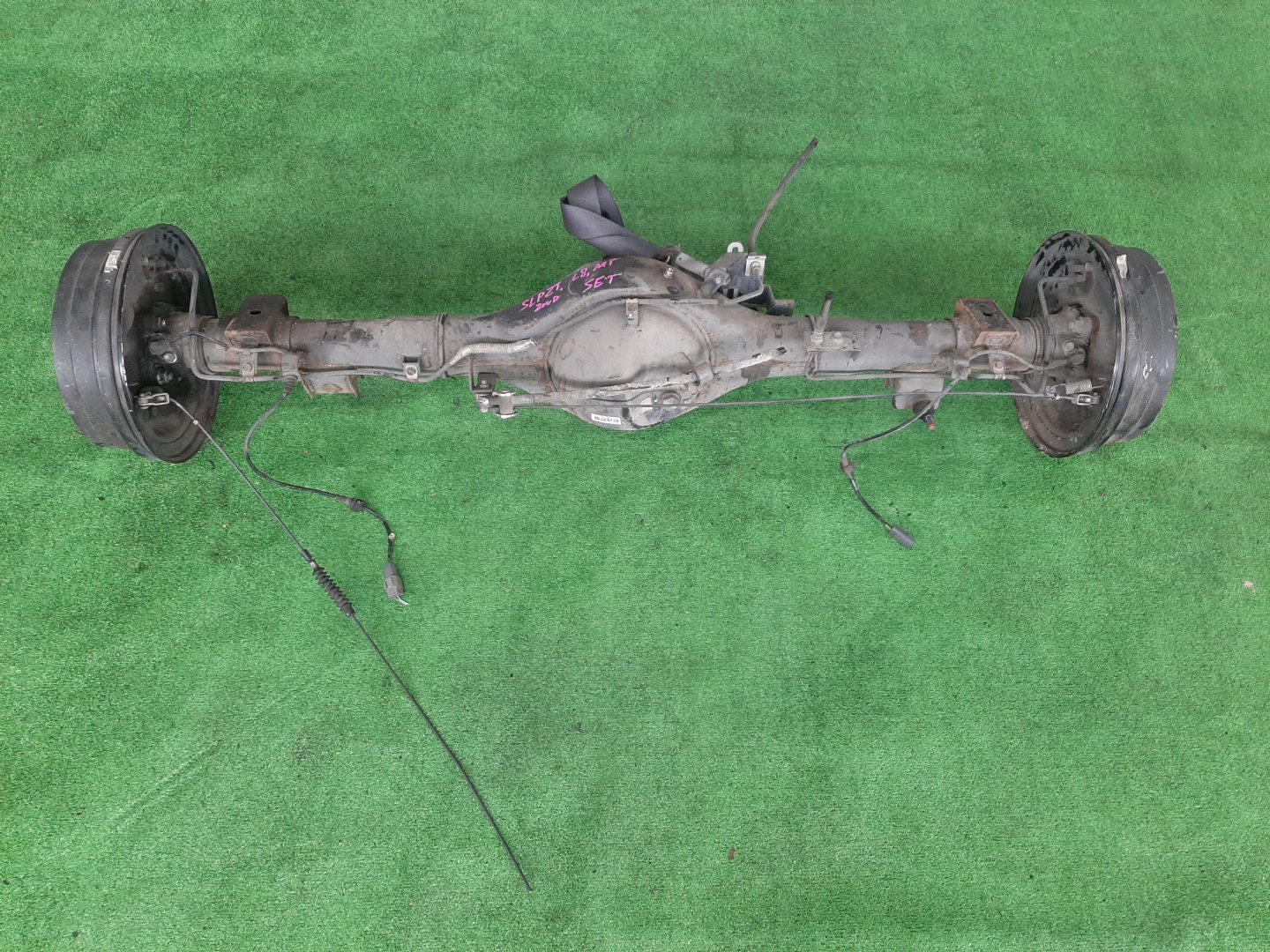 Мост задний MAZDA BONGO SLP2T L8 3512 2 ракурс