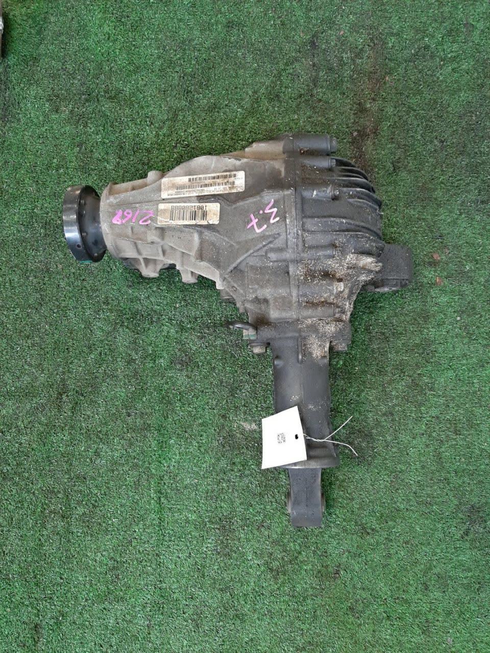 Редуктор передний MERCEDES-BENZ R-Class V251, W251, W251.022, V251.175, W251.075, W251.054, V251.154, V251.123, V251.165, V251.124, V251.172, W251.023, W251.065 M272.967 A1643302602 1 ракурс