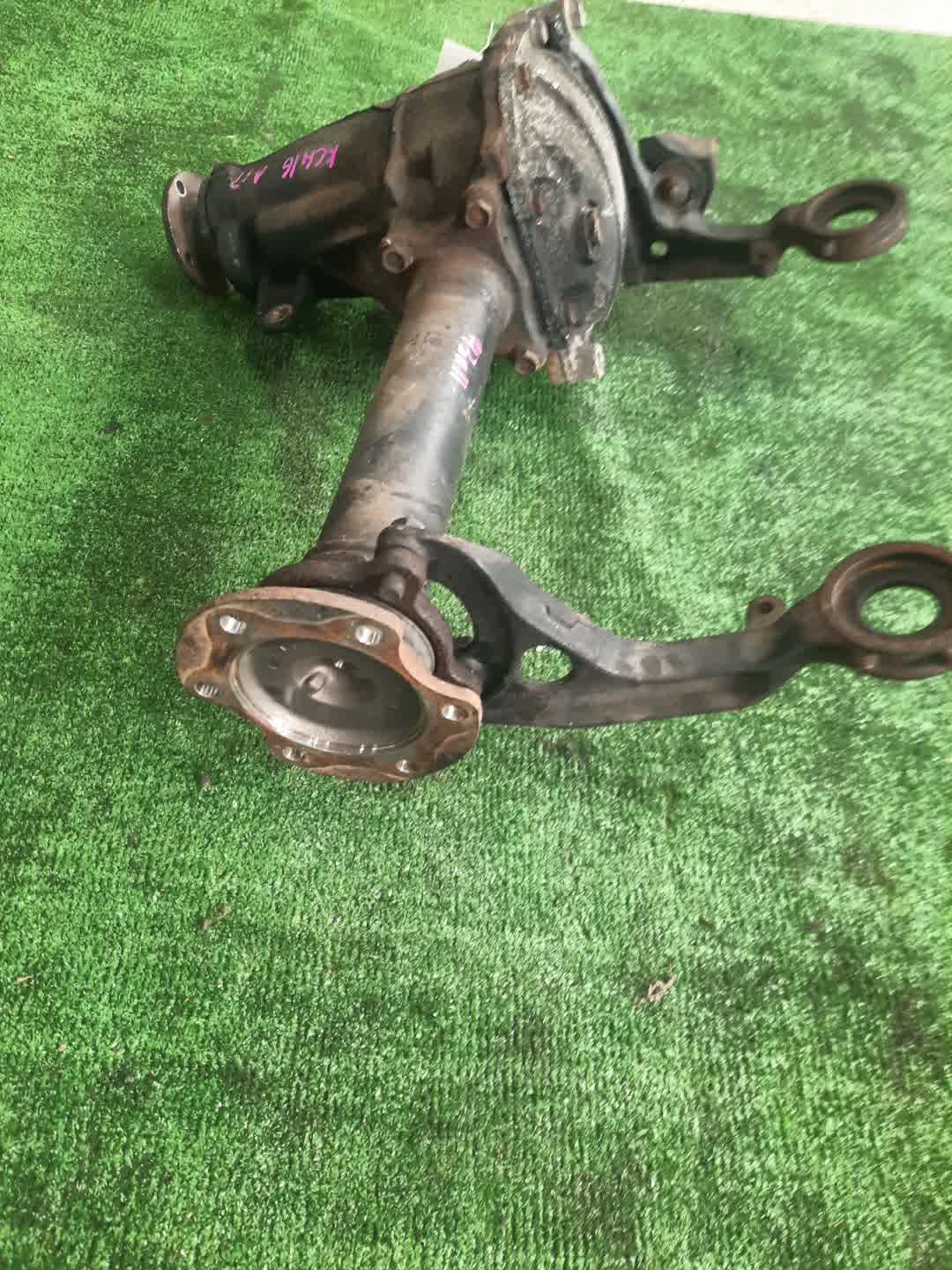 Редуктор передний TOYOTA GRANVIA KCH16W 1KZ-TE 6072 2 ракурс