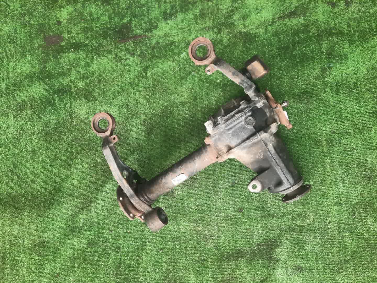 Редуктор передний TOYOTA GRANVIA KCH16W 1KZ-TE 6072 3 ракурс