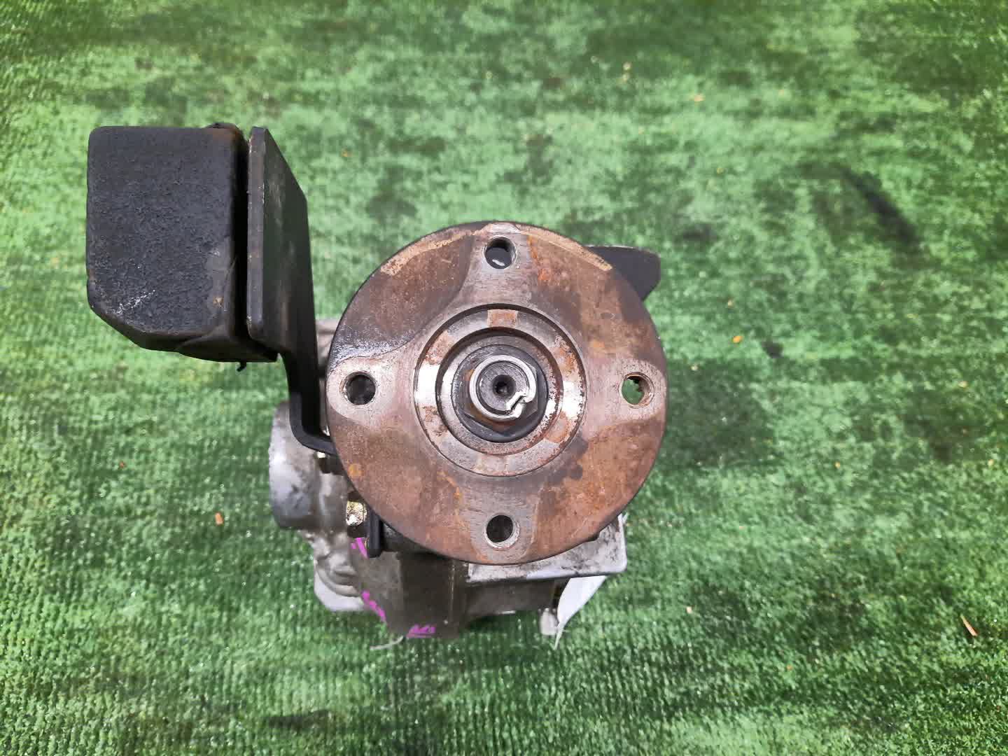 Редуктор передний TOYOTA CAMI J102E K3-VE 6154 4 ракурс