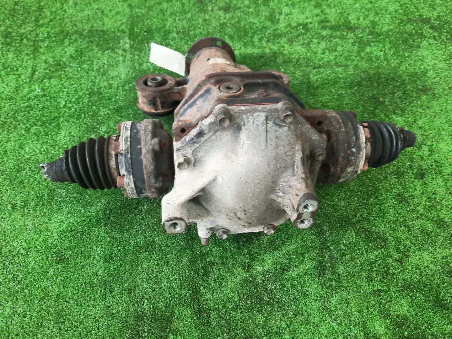 Редуктор задний TOYOTA CROWN JZS179 2JZ-GE 6238 3 ракурс Редуктор задний TOYOTA CROWN JZS179 2JZ-GE 6238 3 ракурс