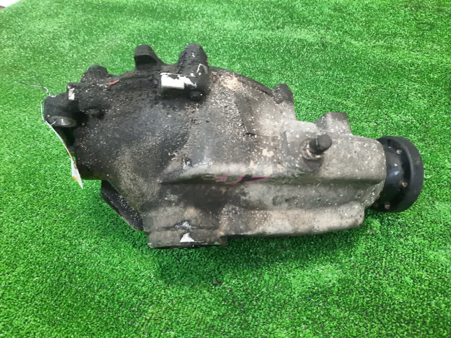 Редуктор передний TOYOTA CROWN JZS173 1JZ-GE 6271 2 ракурс Редуктор передний TOYOTA CROWN JZS173 1JZ-GE 6271 2 ракурс