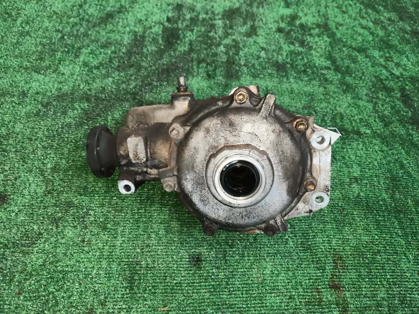 Редуктор передний TOYOTA BREVIS JCG15 1JZ-FSE 6381 1 ракурс