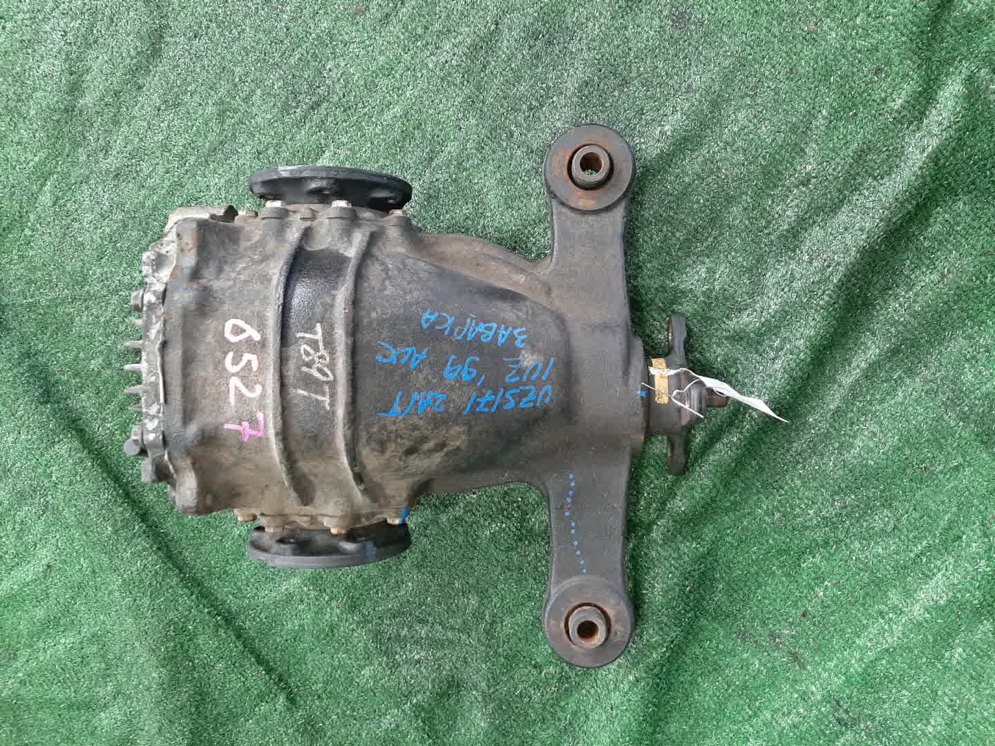 Редуктор задний TOYOTA CROWN MAJESTA UZS171 1UZ-FE 6526 1 ракурс