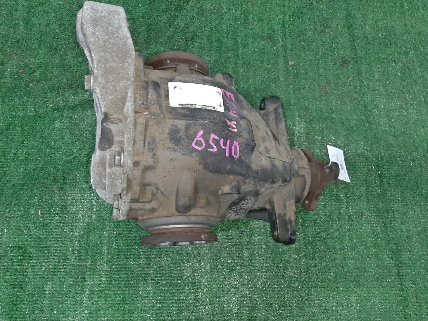 Редуктор задний BMW X1 E84 N20B20A 6540 1 ракурс