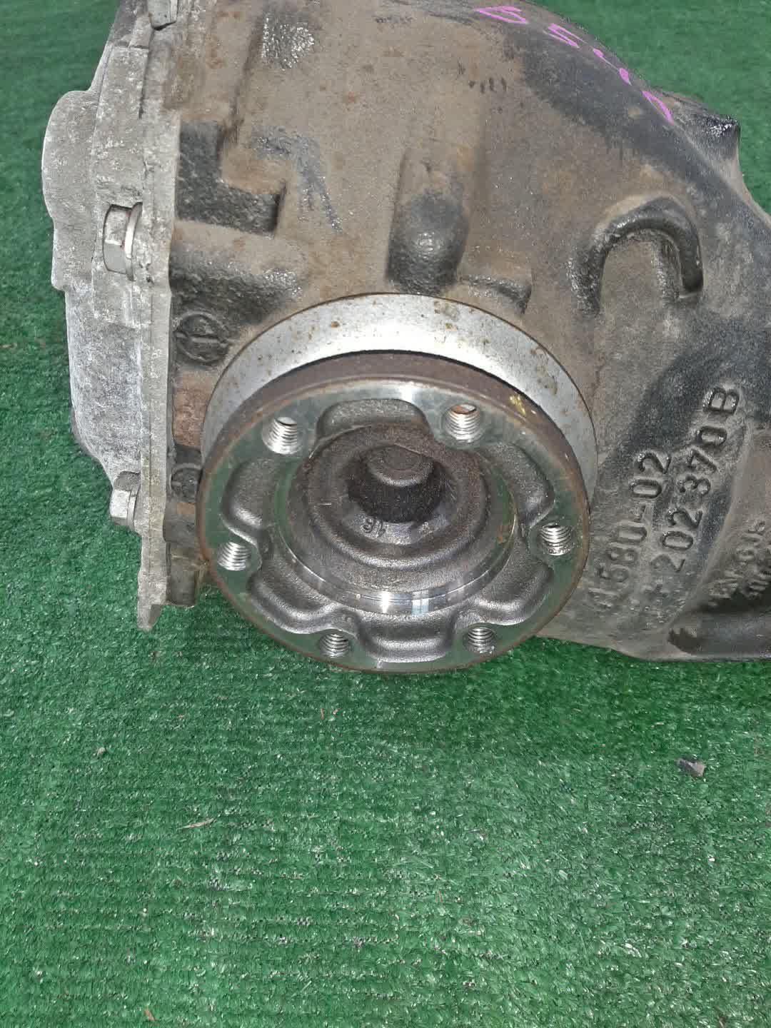 Редуктор задний BMW X1 E84 N20B20A 6540 2 ракурс