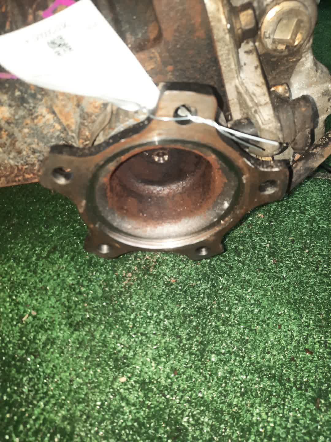 Редуктор задний NISSAN CEDRIC HY34 VQ30DET 3830152M12 2 ракурс