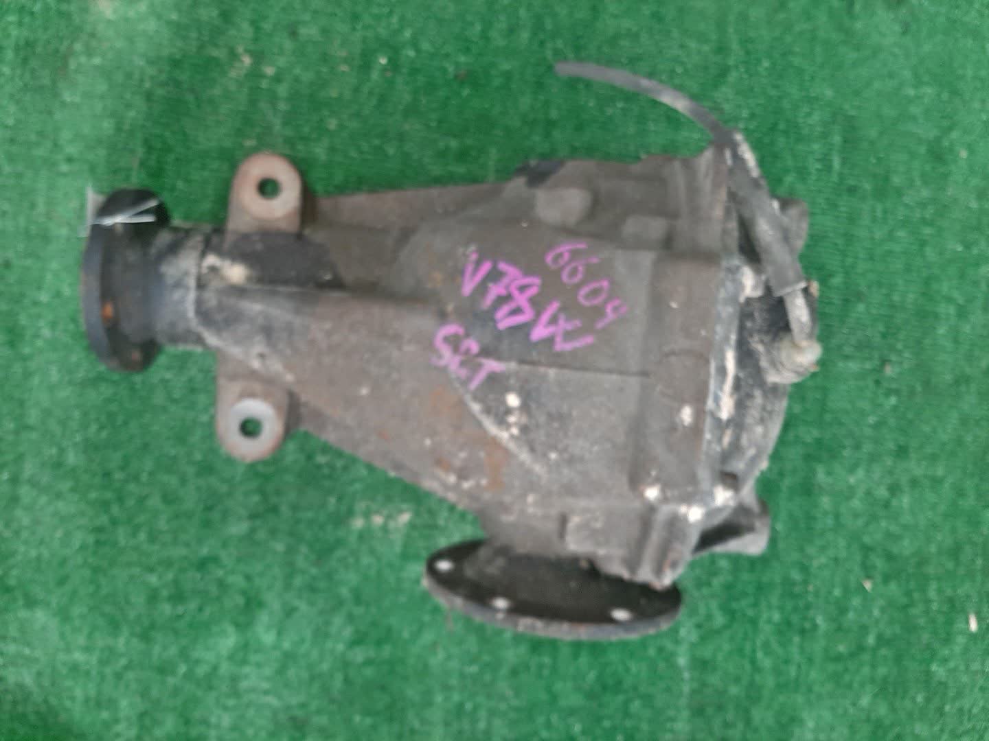 Редуктор задний MITSUBISHI PAJERO V75W, V65W, V78W, V68W 6G74, 4M41T 6604 1 ракурс