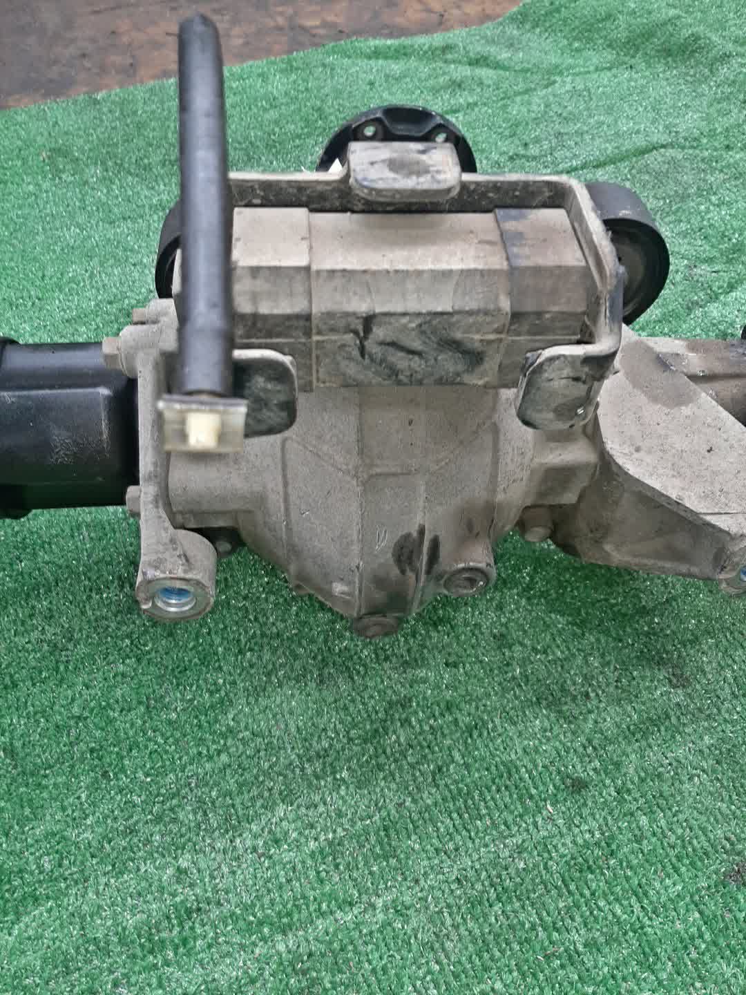Редуктор задний SUZUKI ESCUDO TDA4W J24B 6626 2 ракурс