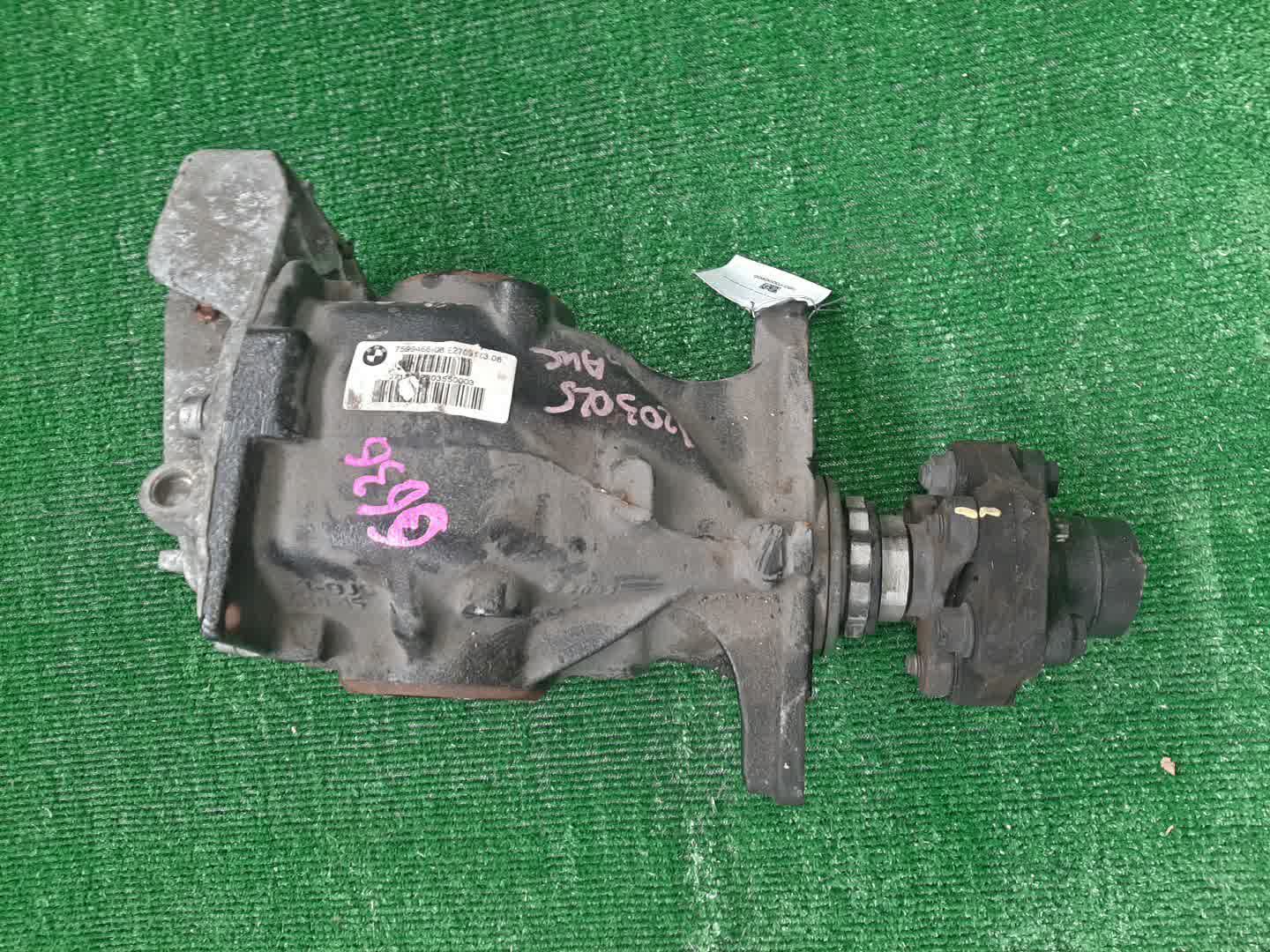 Редуктор задний BMW 1-Series F20 N13B16A 6636 1 ракурс