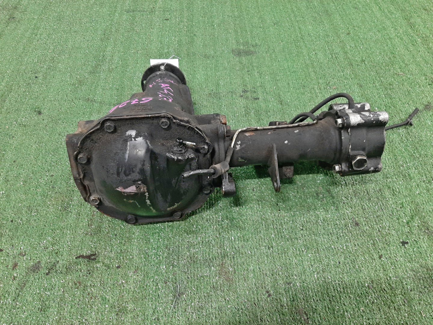 Редуктор передний MITSUBISHI PAJERO IO H76W 4G93 6724 2 ракурс