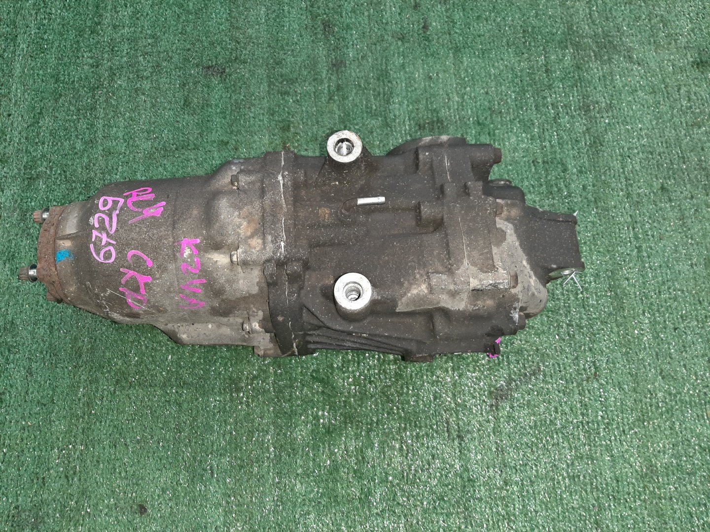 Редуктор задний HONDA CR-V RE4 K24A 6729 1 ракурс Редуктор задний HONDA CR-V RE4 K24A 6729 1 ракурс