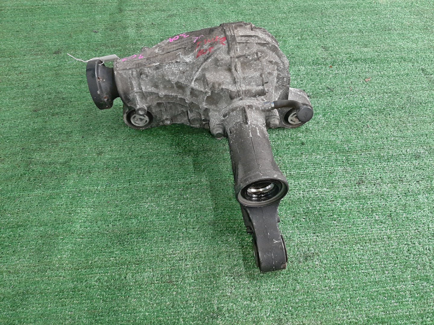 Редуктор передний JEEP GRAND CHEROKEE WK2 ERB 6762 3 ракурс