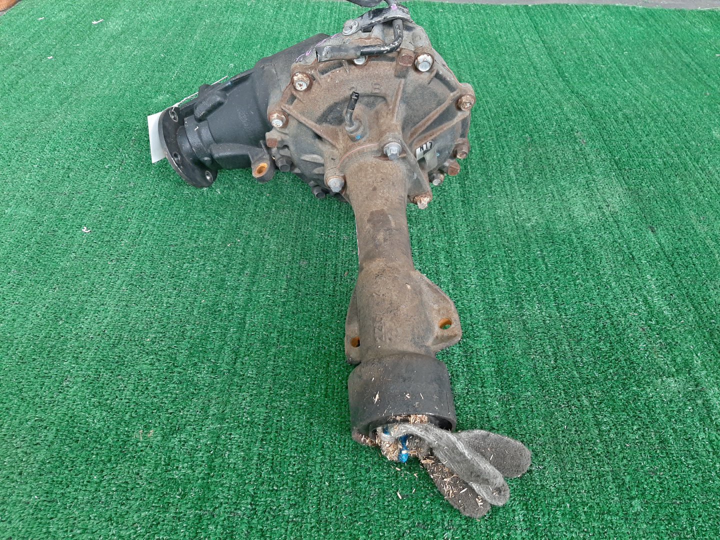 Редуктор передний TOYOTA LAND CRUISER PRADO VZJ120 5VZ-FE 6825 3 ракурс