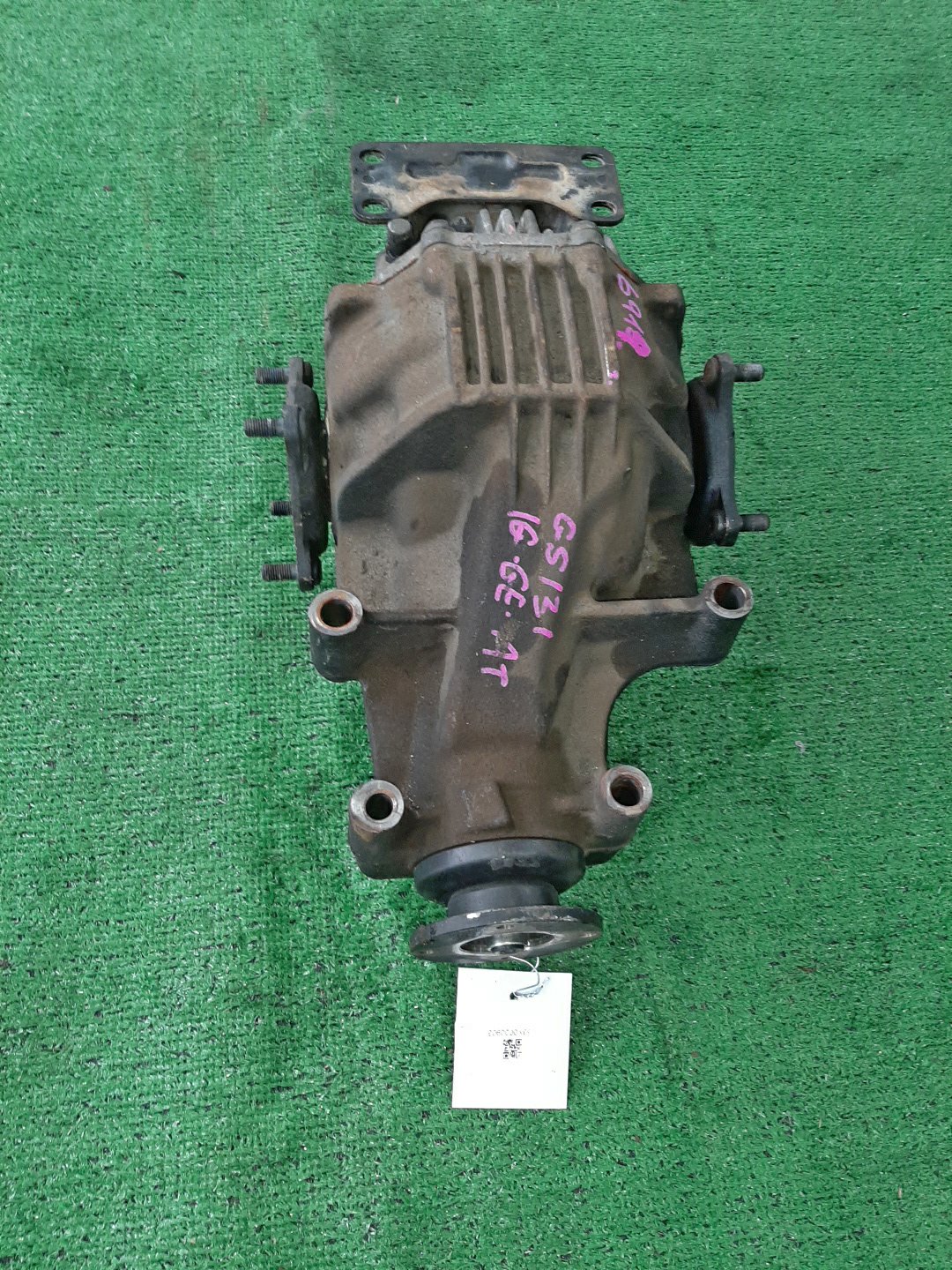 Редуктор задний TOYOTA CROWN GS131 1G-GE 6919 1 ракурс Редуктор задний TOYOTA CROWN GS131 1G-GE 6919 1 ракурс