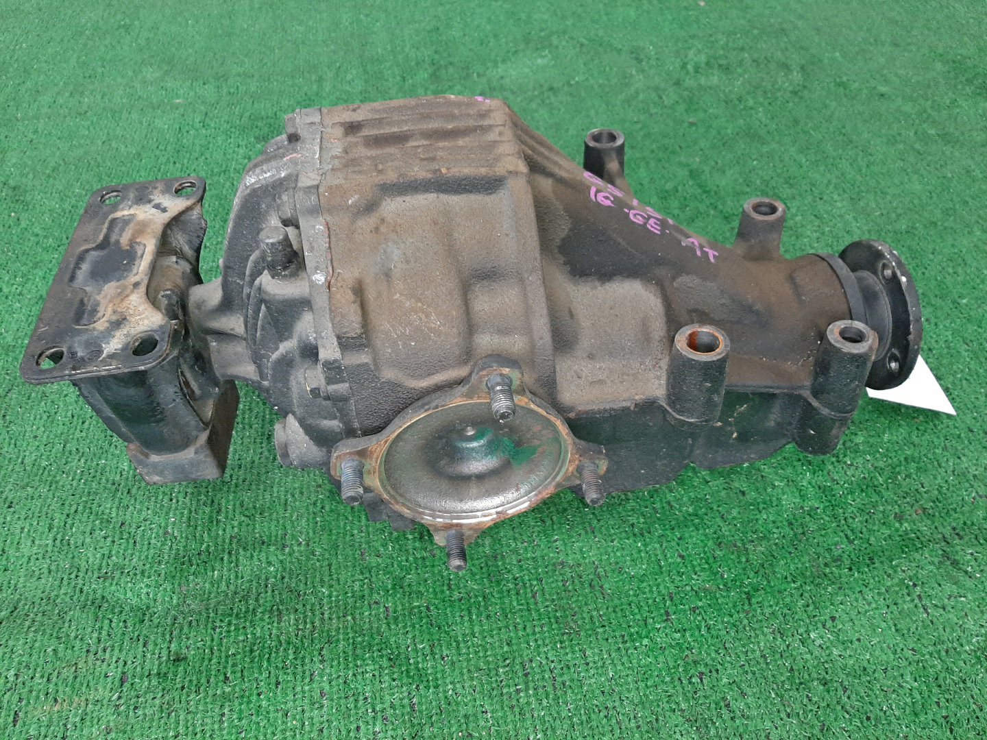 Редуктор задний TOYOTA CROWN GS131 1G-GE 6919 2 ракурс Редуктор задний TOYOTA CROWN GS131 1G-GE 6919 2 ракурс