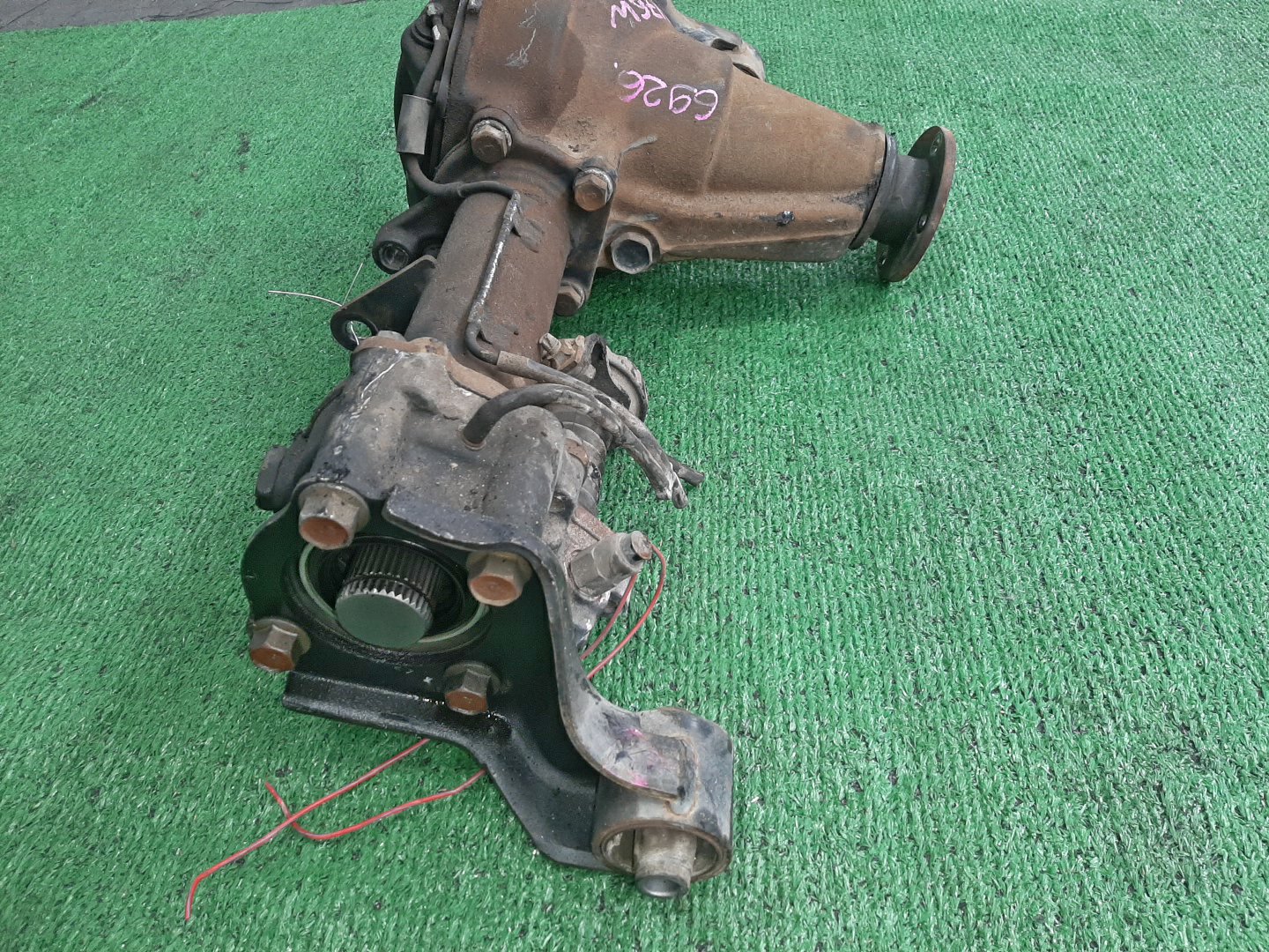 Редуктор передний MITSUBISHI PAJERO IO H76W 4G93 6926 4 ракурс