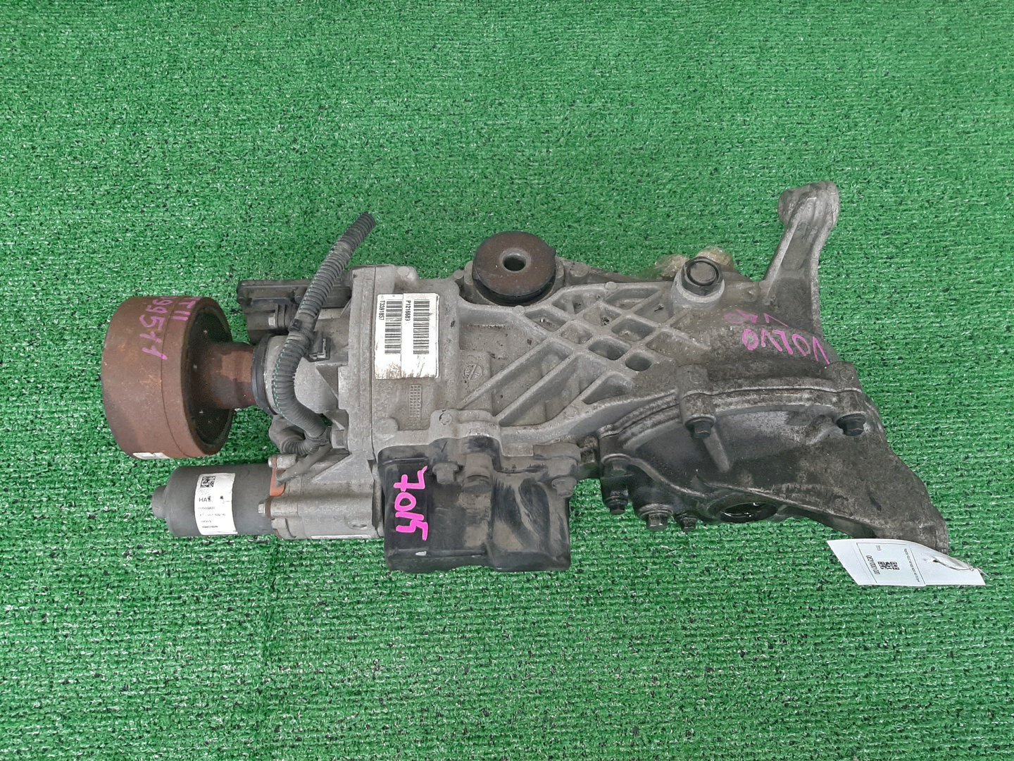 Редуктор задний VOLVO V40 MV B4204T 7015 1 ракурс