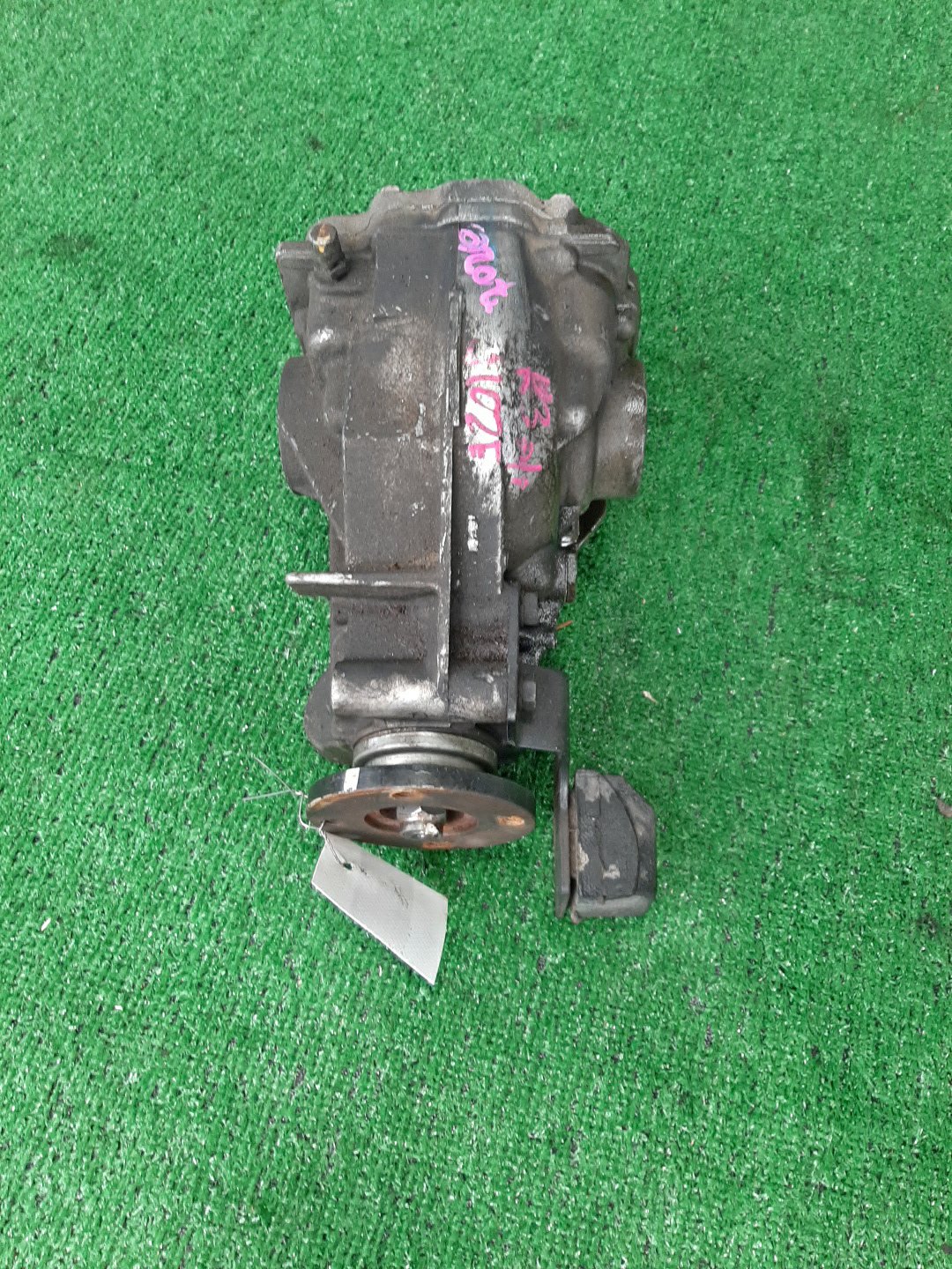 Редуктор передний TOYOTA RUSH J210E 3SZ-VE 7020 1 ракурс Редуктор передний TOYOTA RUSH J210E 3SZ-VE 7020 1 ракурс