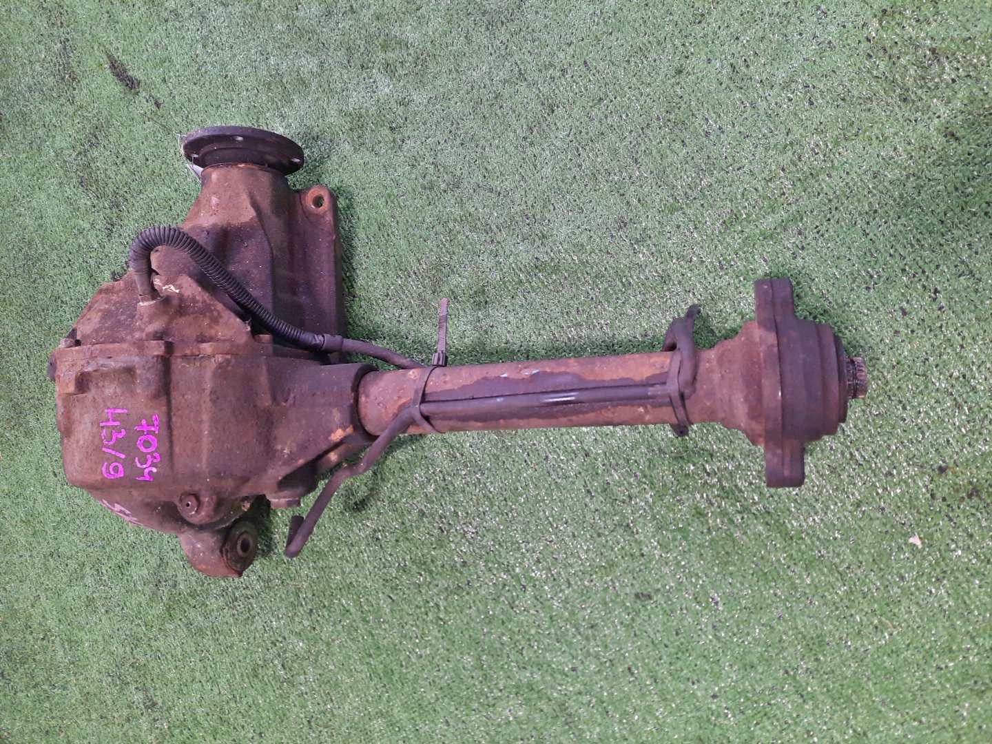 Редуктор передний NISSAN VANETTE SK82MN F8 7034 4 ракурс