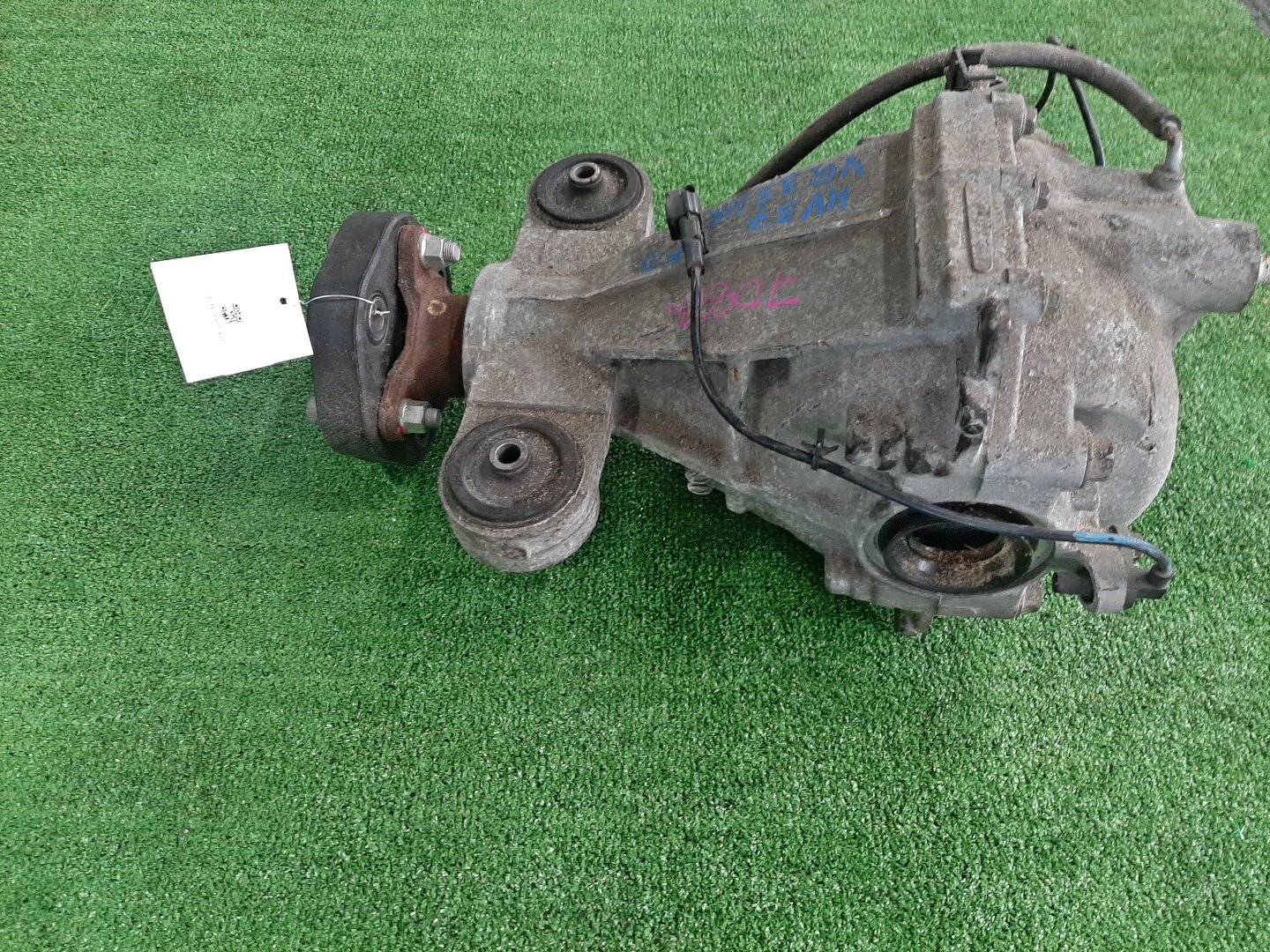 Редуктор задний NISSAN SKYLINE HV37 VQ35HR 7083 4 ракурс