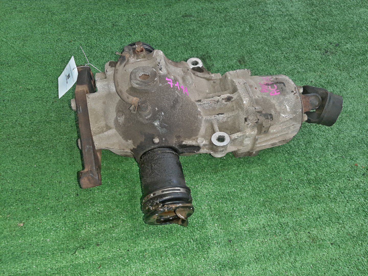 Редуктор задний TOYOTA CAMRY ACV45 2AZ-FE 7111 4 ракурс