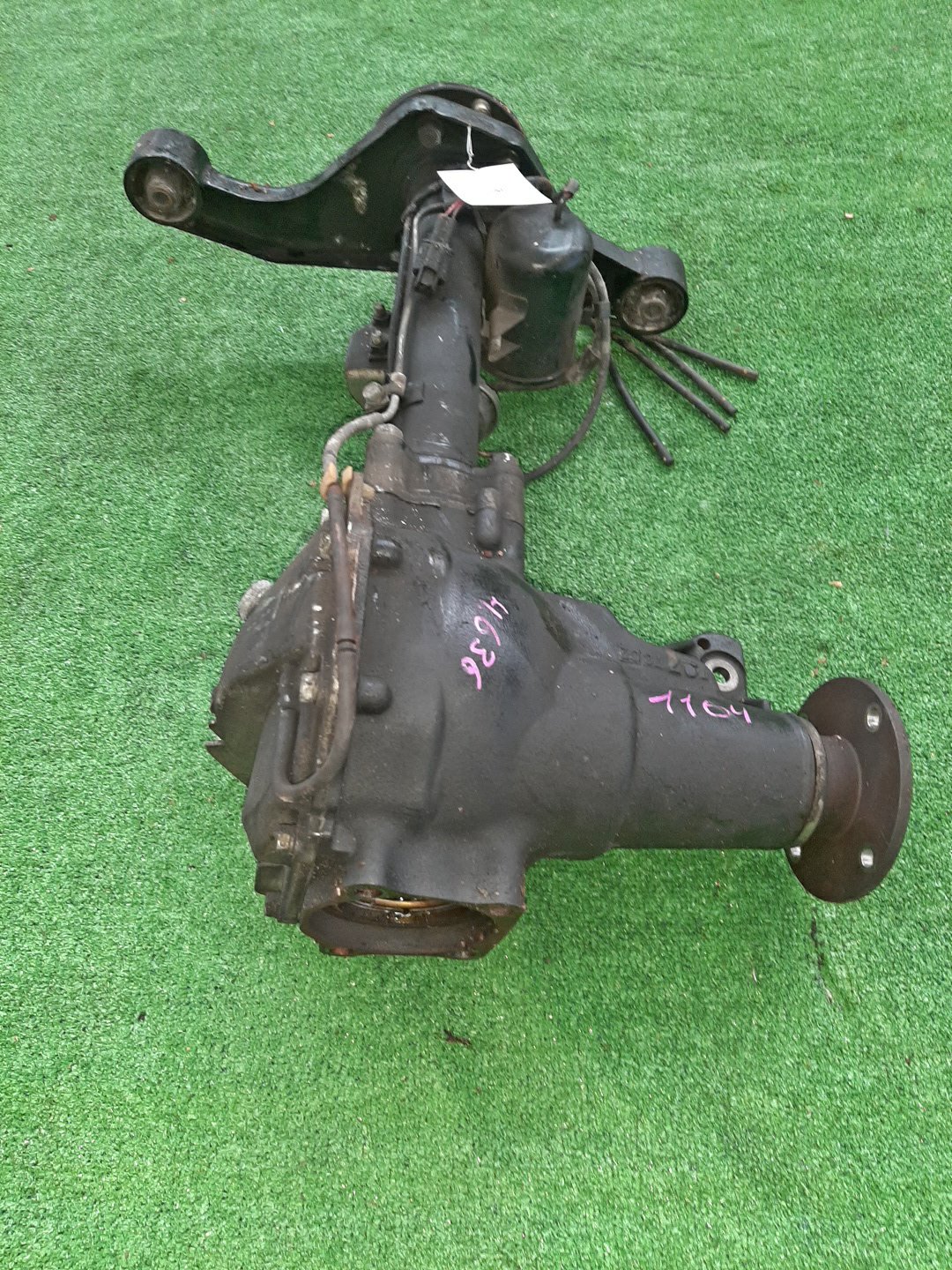 Редуктор передний MITSUBISHI PAJERO V83W 6G72 1164 3 ракурс