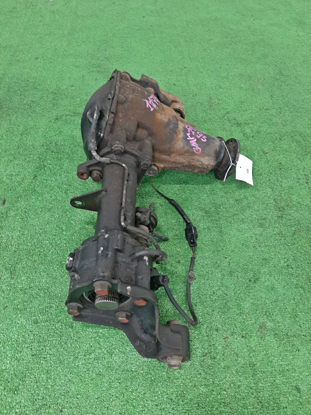 Редуктор передний MITSUBISHI PAJERO IO H76W 4G93 1176 3 ракурс