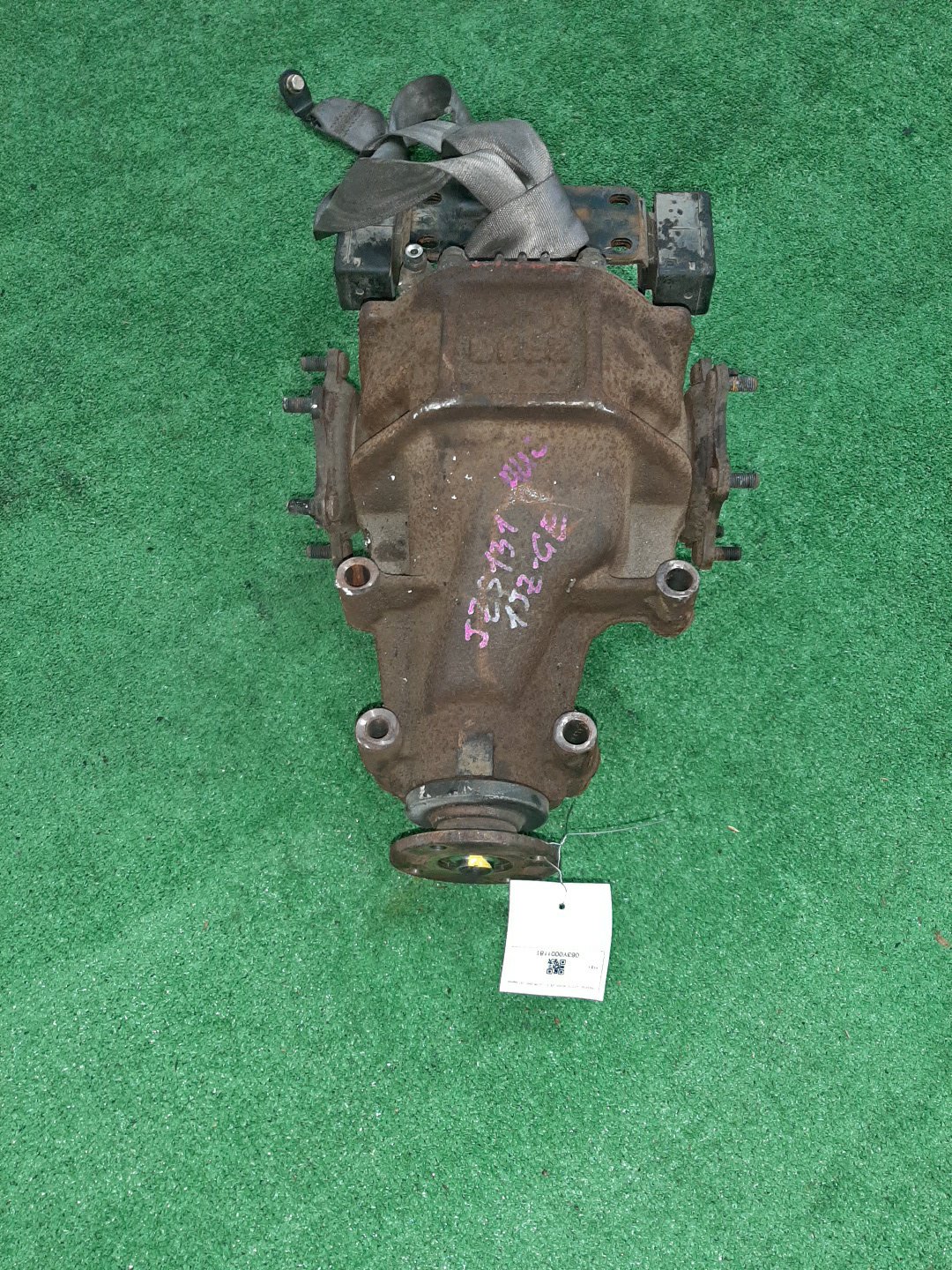 Редуктор задний TOYOTA CROWN JZS131 1JZ-GE 1181 1 ракурс Редуктор задний TOYOTA CROWN JZS131 1JZ-GE 1181 1 ракурс