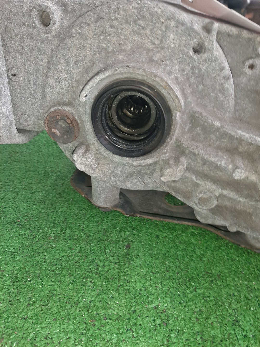 Редуктор задний TOYOTA RACTIS NCP105 1NZ-FE 7153 3 ракурс