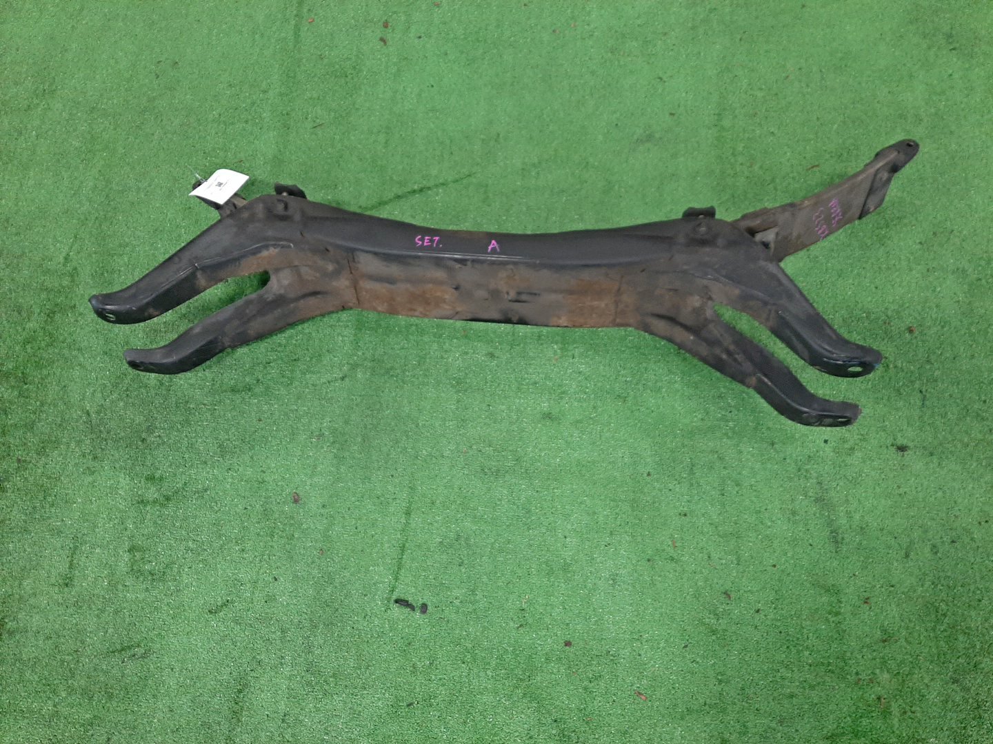 Рессора задняя NISSAN SERENA KBC23 SR20DE 0415 2 ракурс