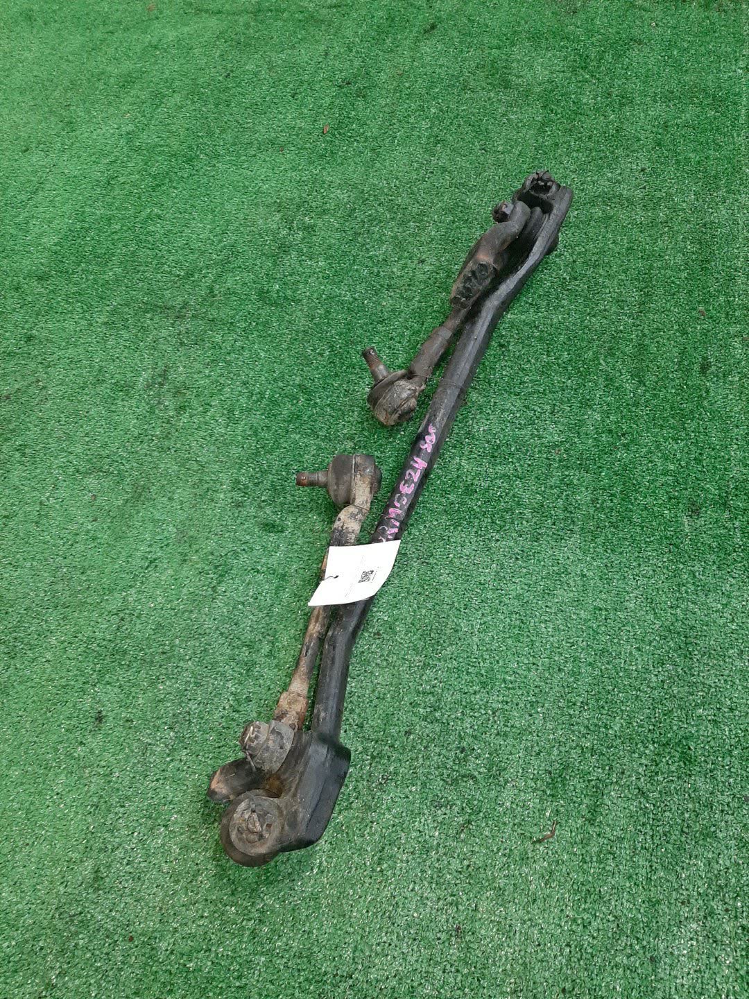Рулевая трапеция NISSAN HOMY ARMGE24 TD27 1 ракурс Рулевая трапеция NISSAN HOMY ARMGE24 TD27 1 ракурс
