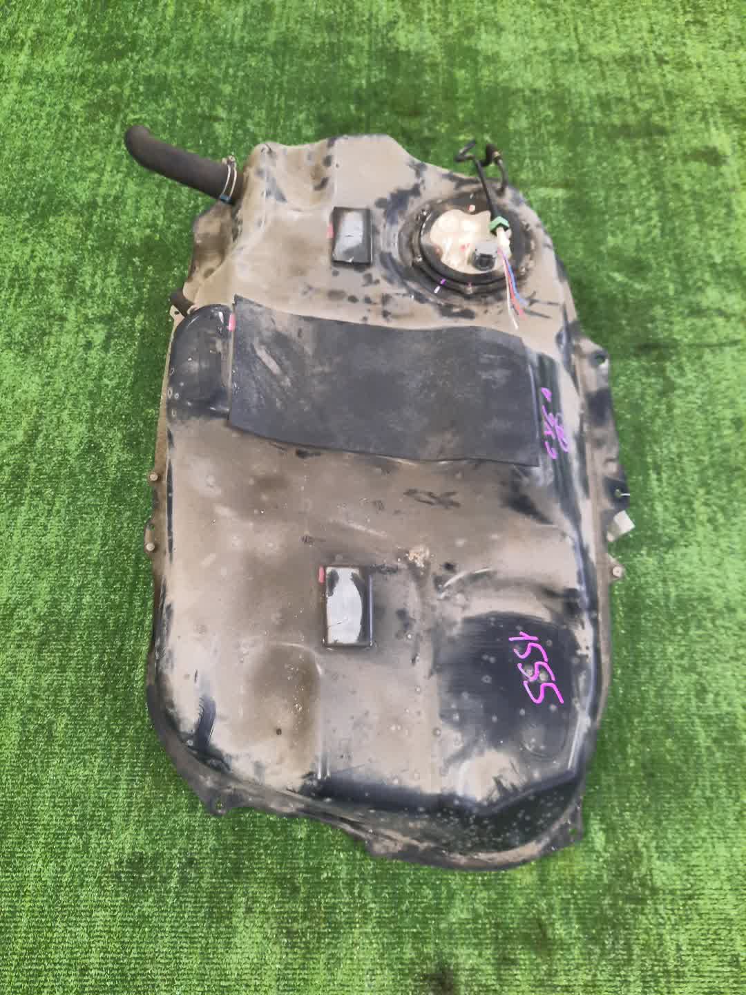 Топливный бак MITSUBISHI GALANT FORTIS CY6A 1555 1 ракурс