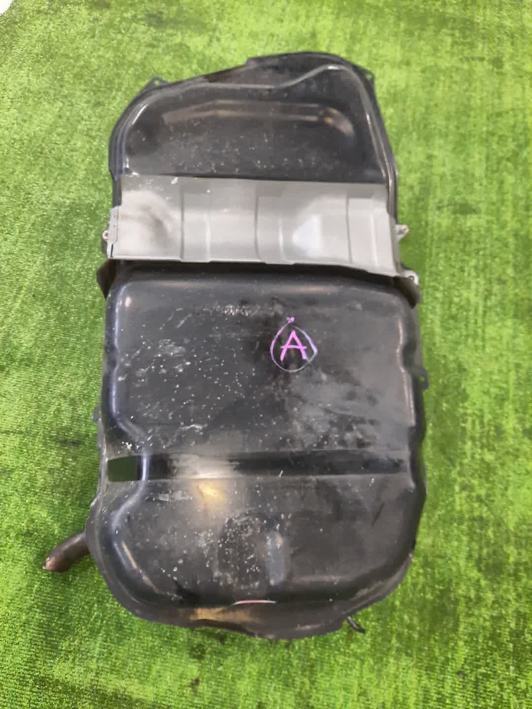 Топливный бак MITSUBISHI GALANT FORTIS CY6A 1555 2 ракурс