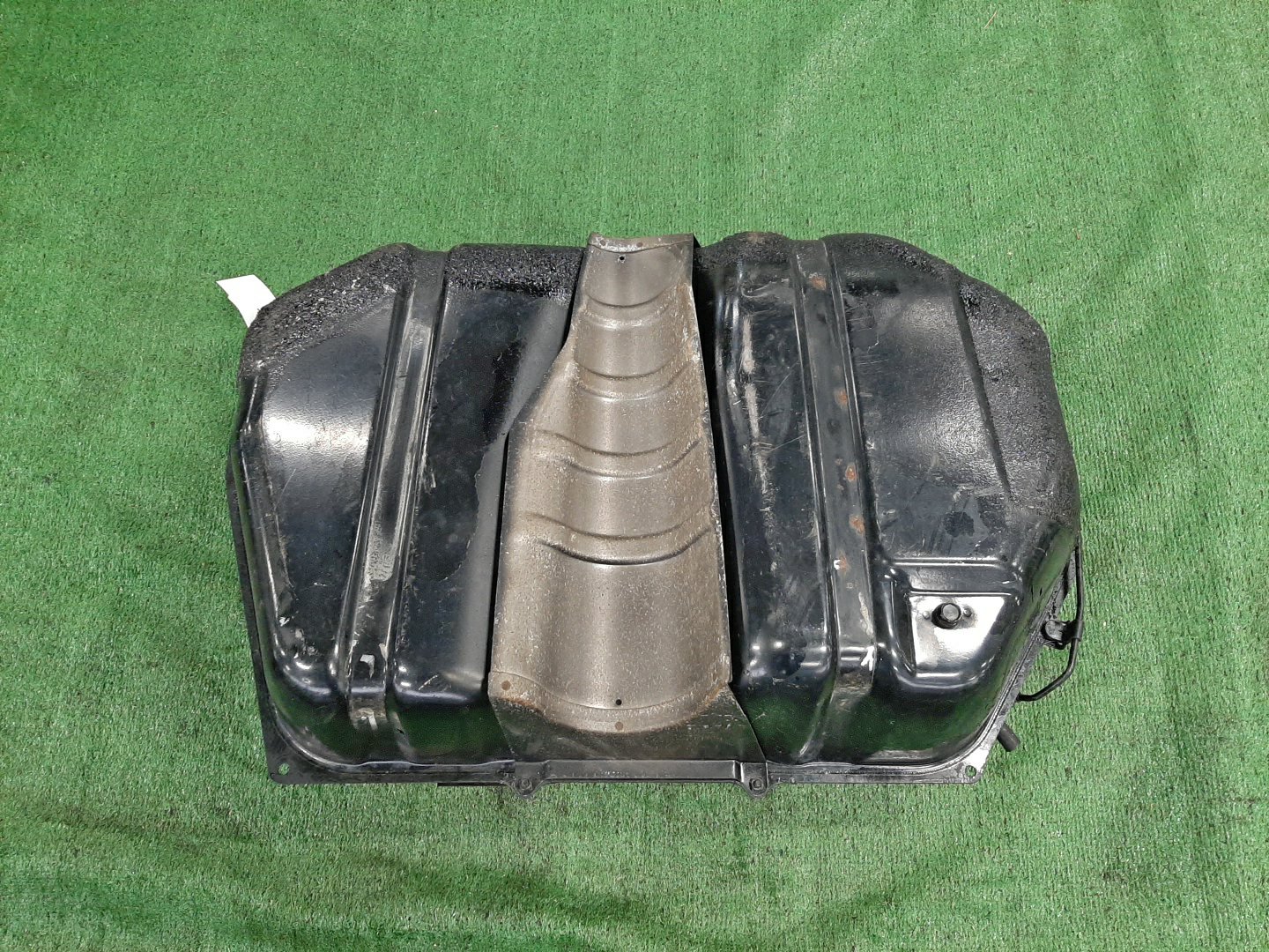Топливный бак HONDA PARTNER EY7 D15B 1753 3 ракурс