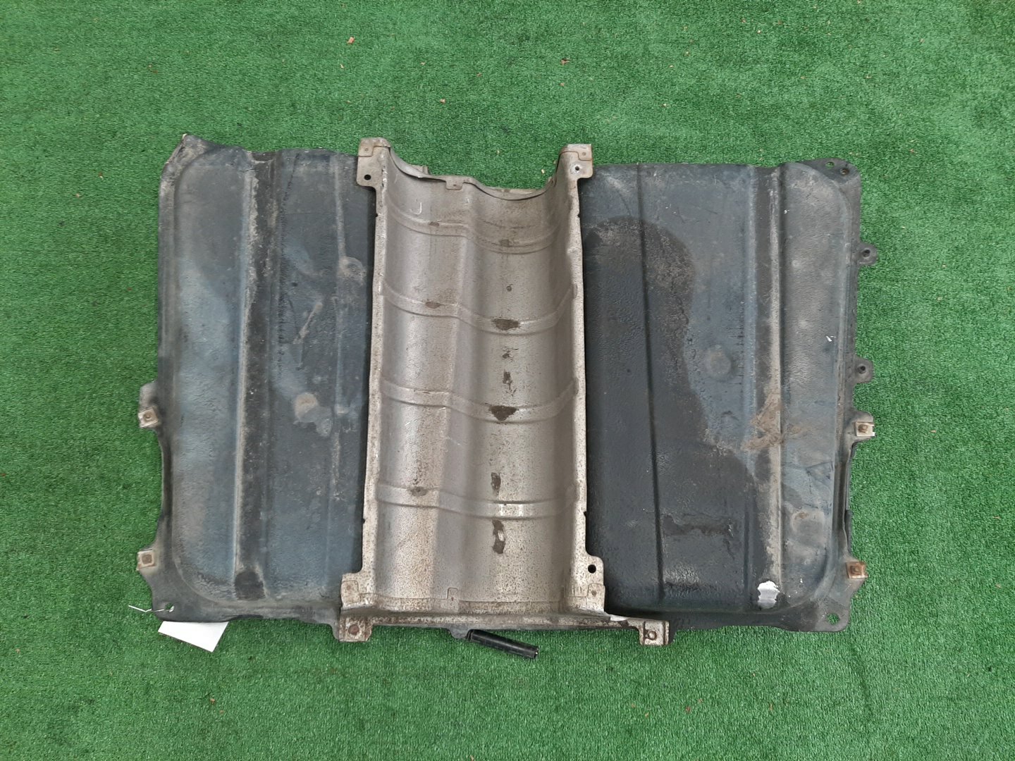 Топливный бак TOYOTA RAV4 ACA20W 1AZ-FSE 2 ракурс