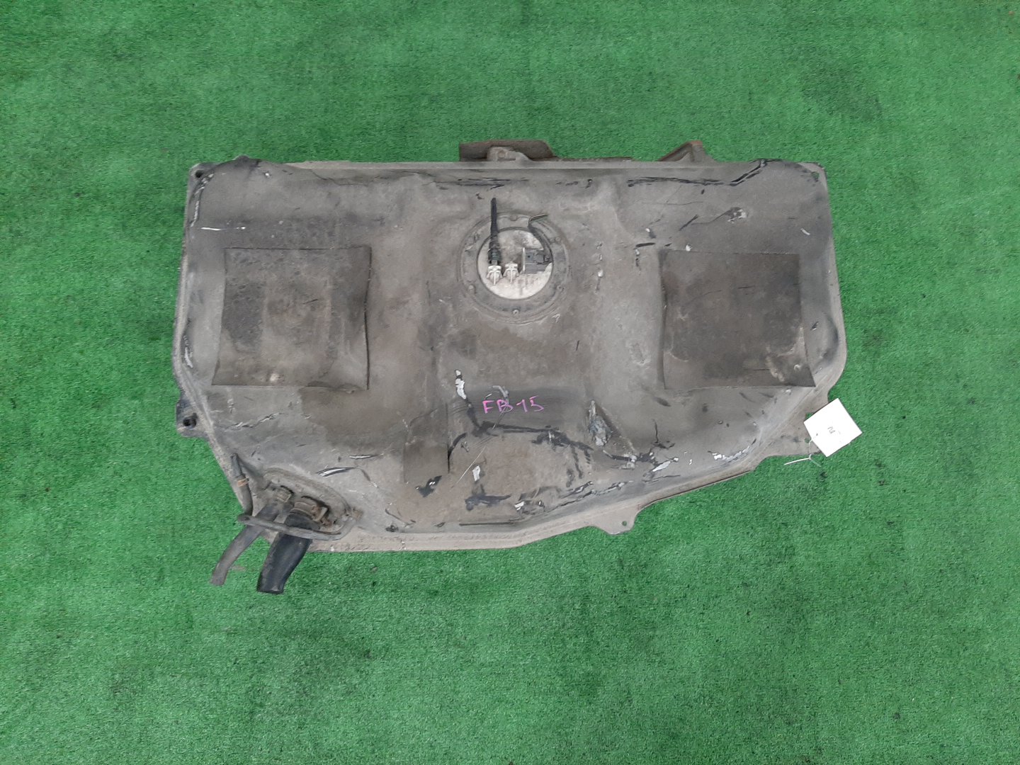 Топливный бак NISSAN SUNNY FB15 QG15DE 0384 1 ракурс