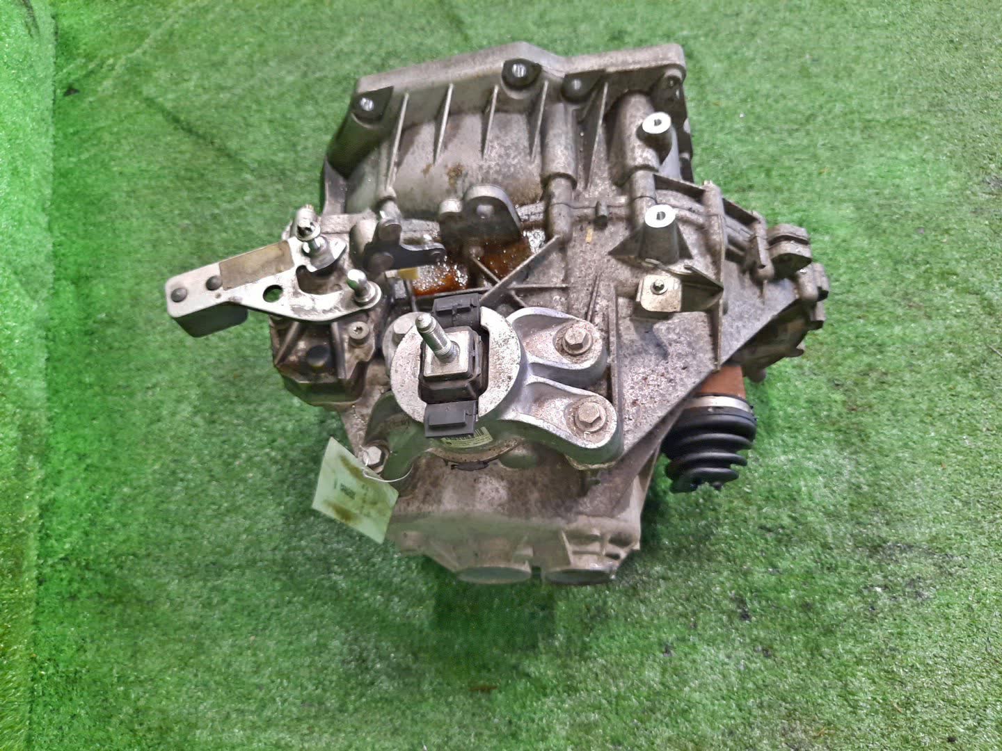 МКПП MINI HATCH R56 N12B14AA 4 ракурс