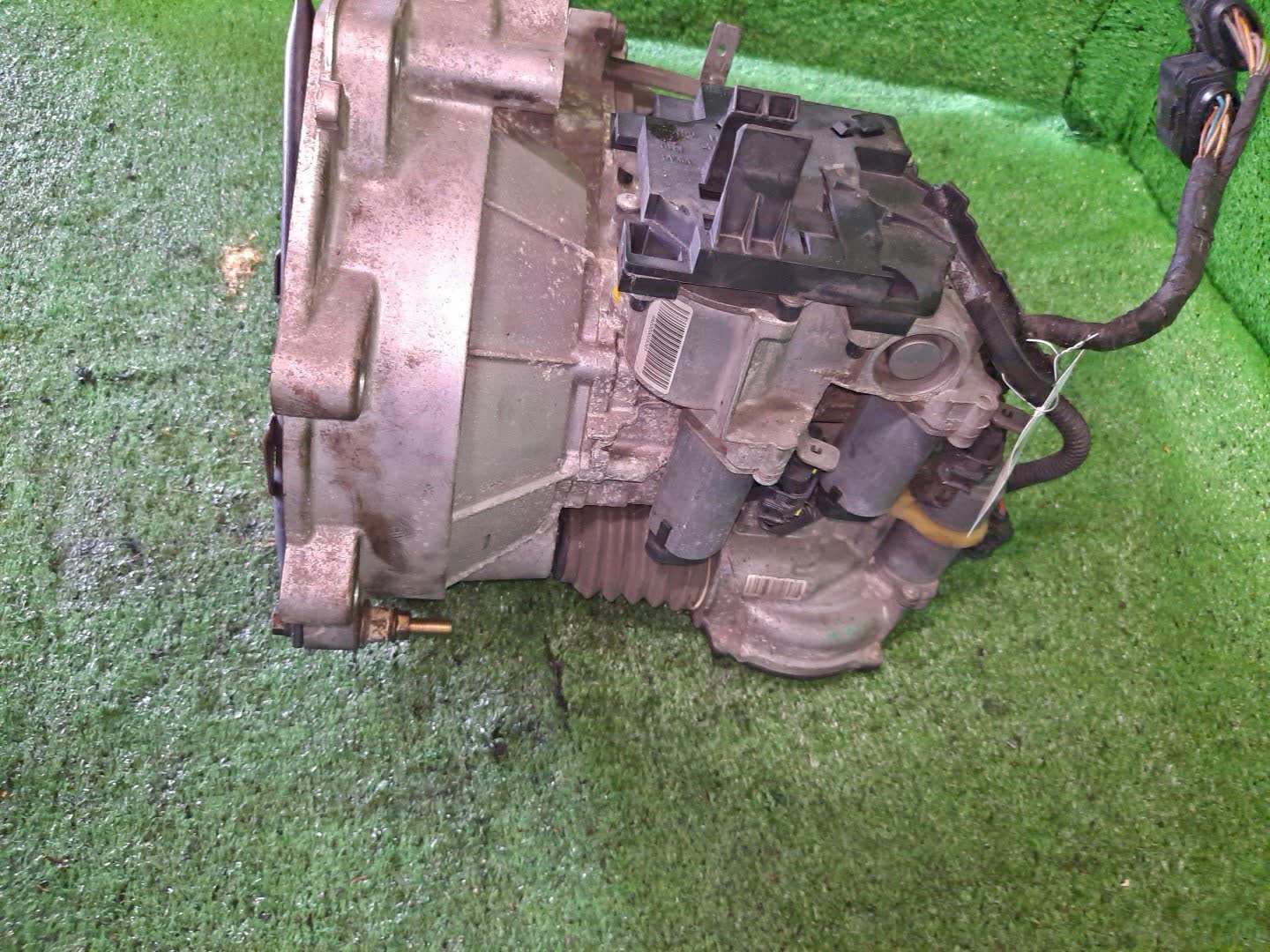 МКПП VOLKSWAGEN UP! 121 CHYB PCS 3 ракурс МКПП VOLKSWAGEN UP! 121 CHYB PCS 3 ракурс