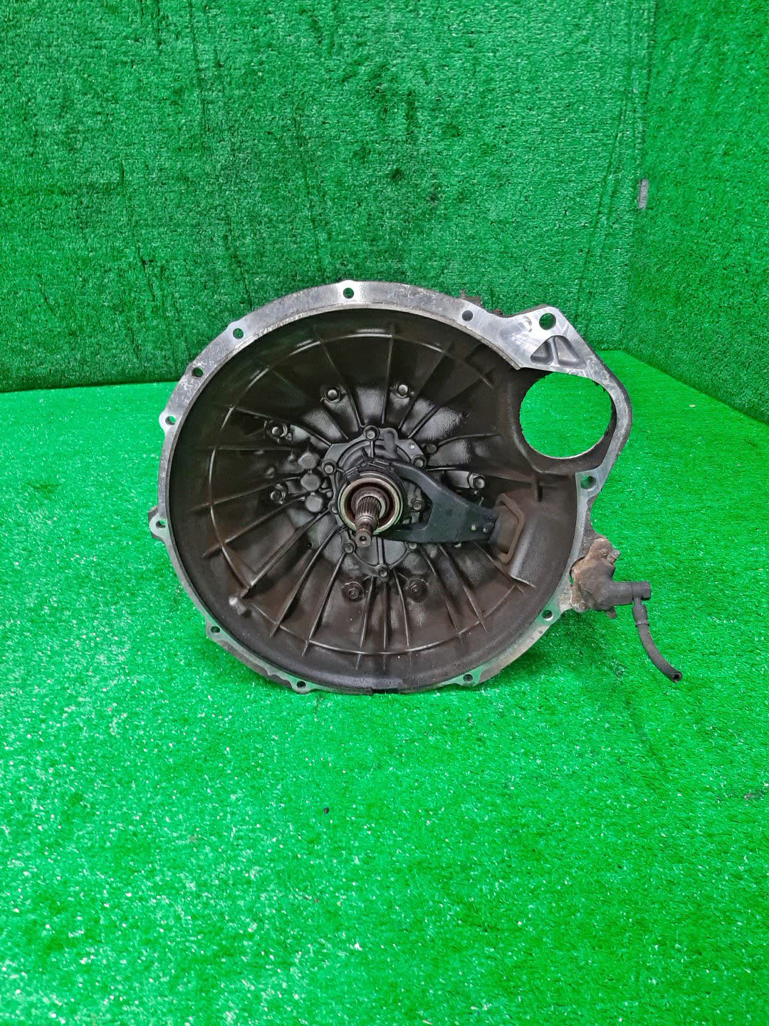 МКПП MAZDA TITAN LHR85 4JJ1-T M0E14 2 ракурс