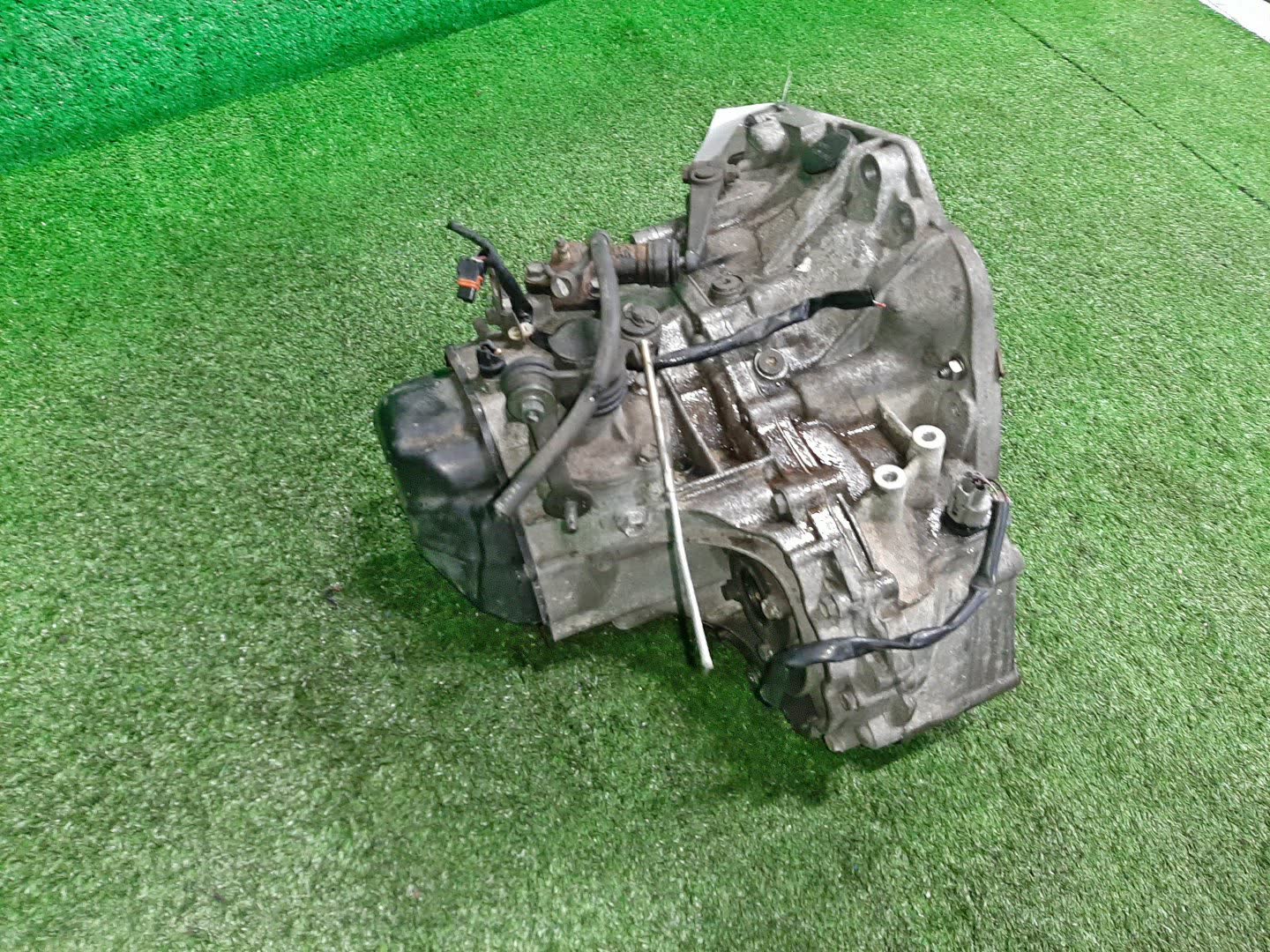 МКПП SUZUKI AERIO RB21S M15A 2 ракурс
