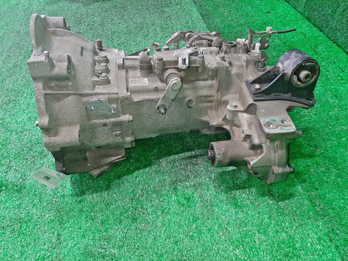 МКПП DAIHATSU HIJET TRUCK S510P KF 4WD 1 ракурс
