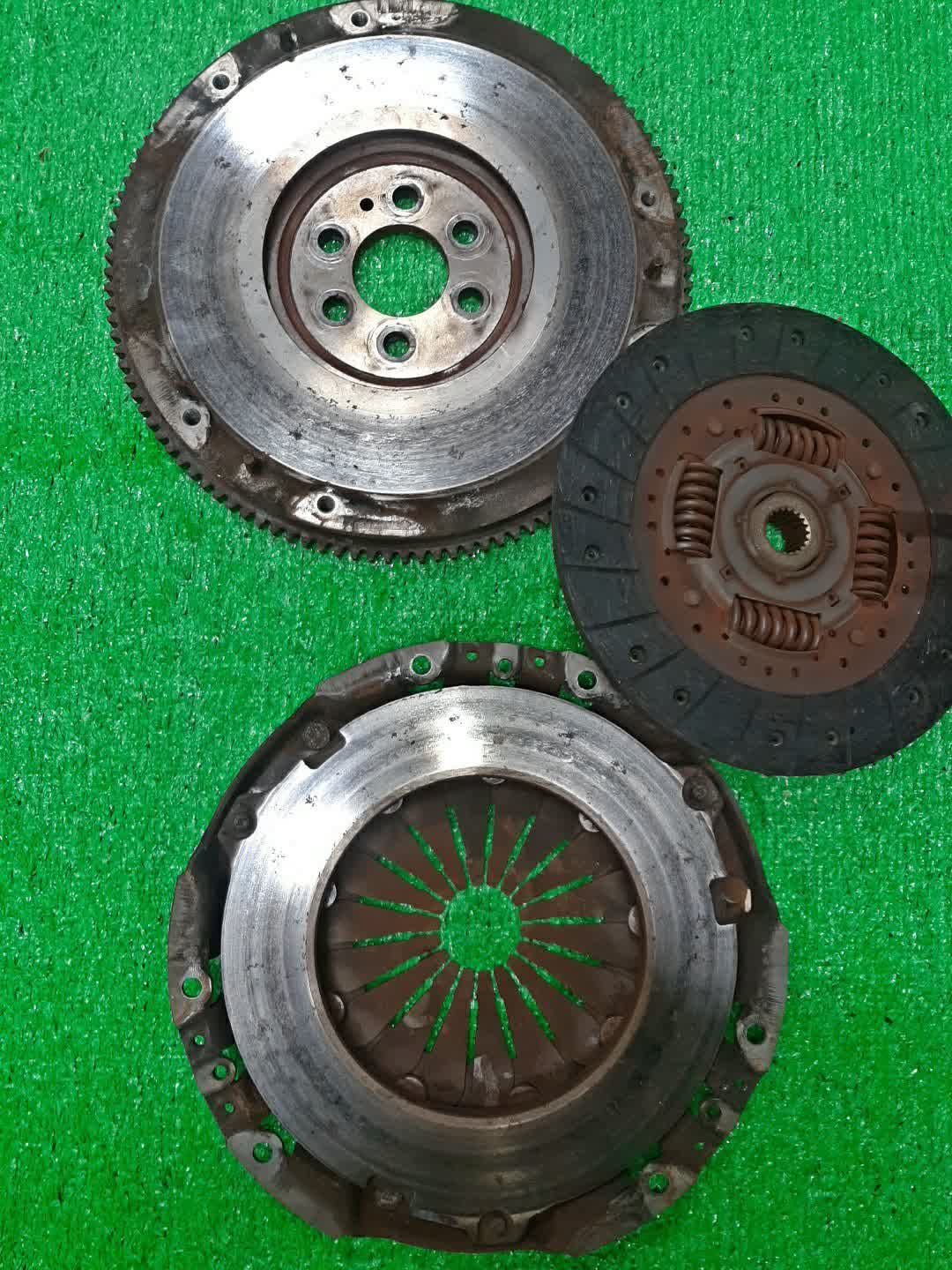 МКПП ALFA ROMEO 147 937A AR32310 4 ракурс МКПП ALFA ROMEO 147 937A AR32310 4 ракурс