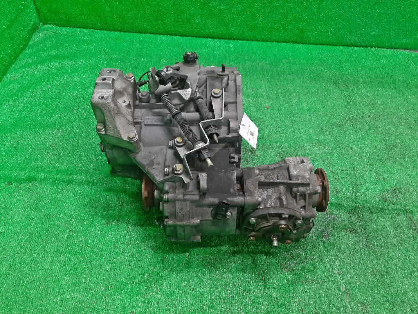 МКПП AUDI TT 8N3 APX DQB 2 ракурс