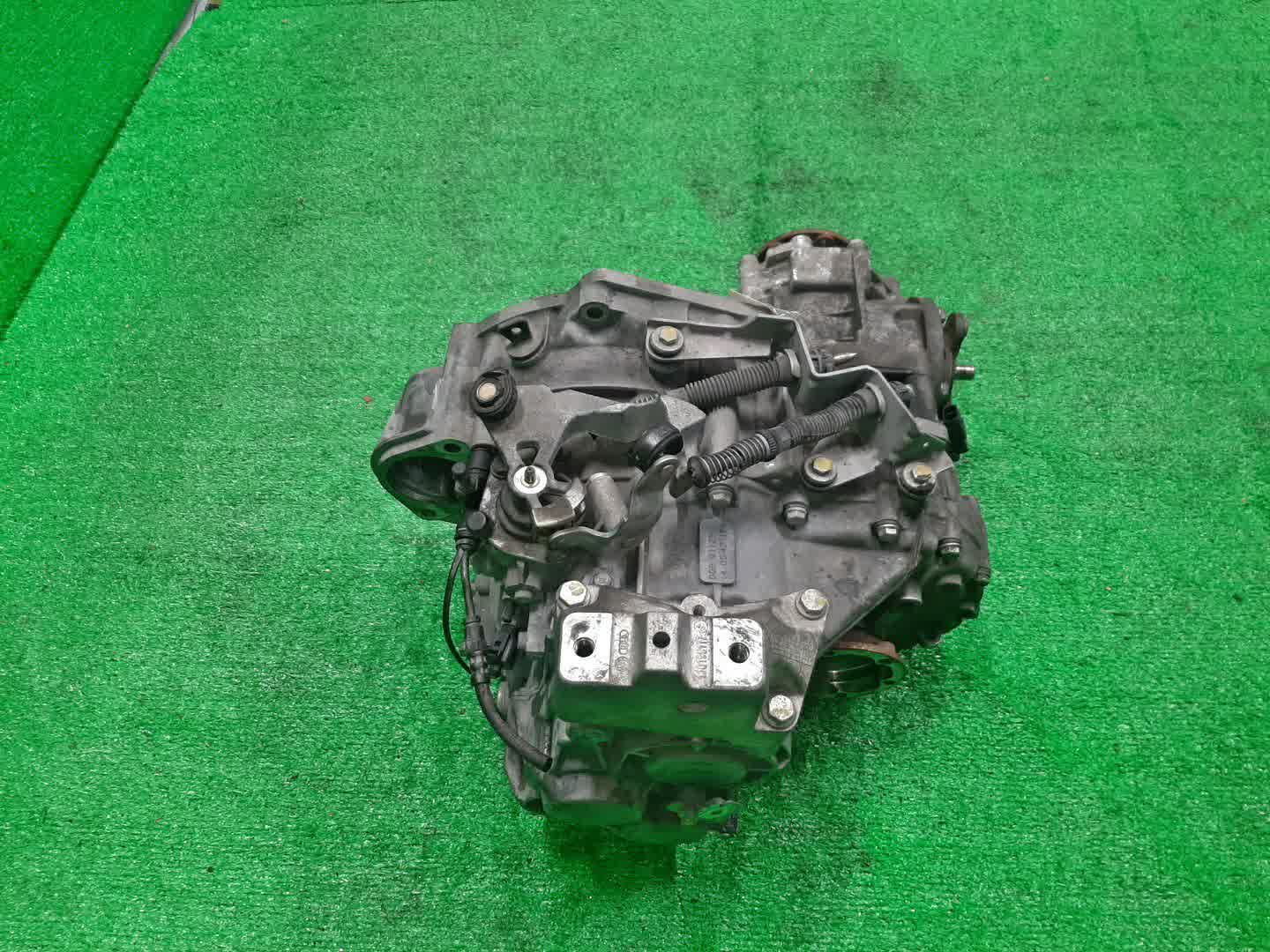 МКПП AUDI TT 8N3 APX DQB 4 ракурс