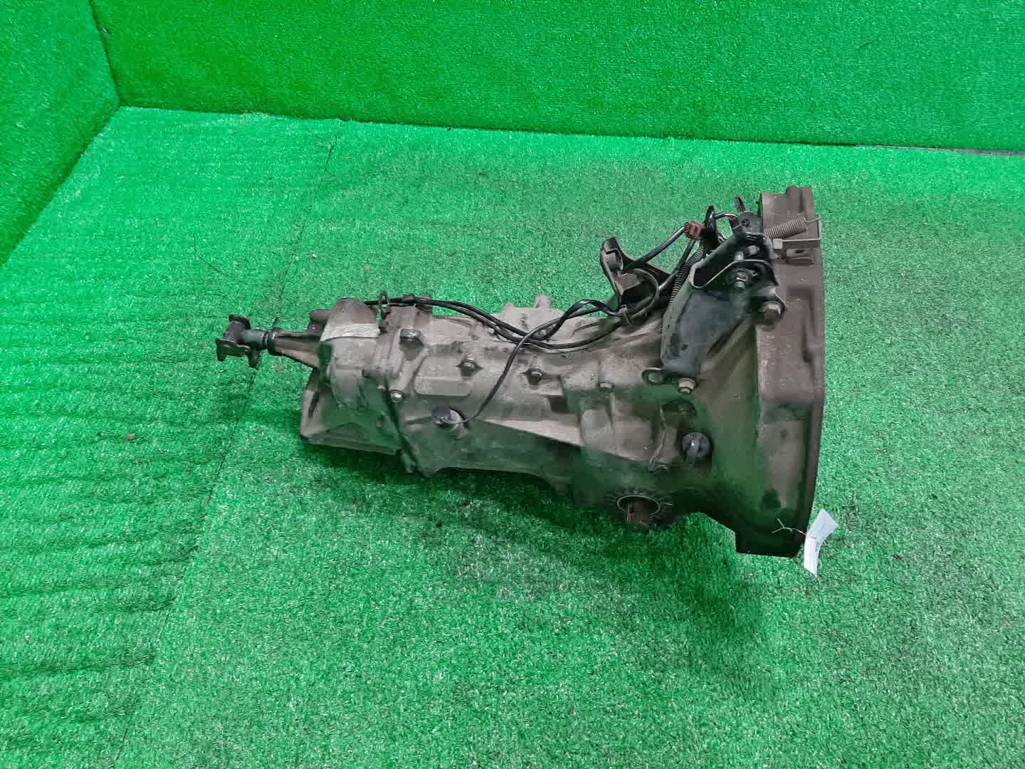 МКПП SUBARU LEGACY BD2 EJ18 TM752RWBAA 1 ракурс МКПП SUBARU LEGACY BD2 EJ18 TM752RWBAA 1 ракурс
